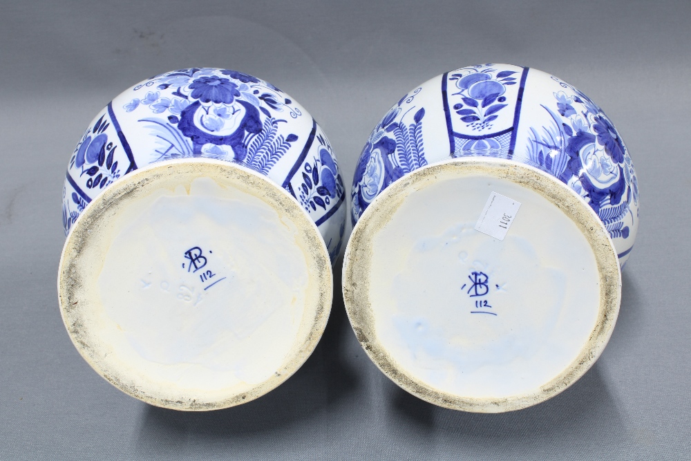 Pair of Delft blue and white gourd vases, 40cm (2) - Image 2 of 2