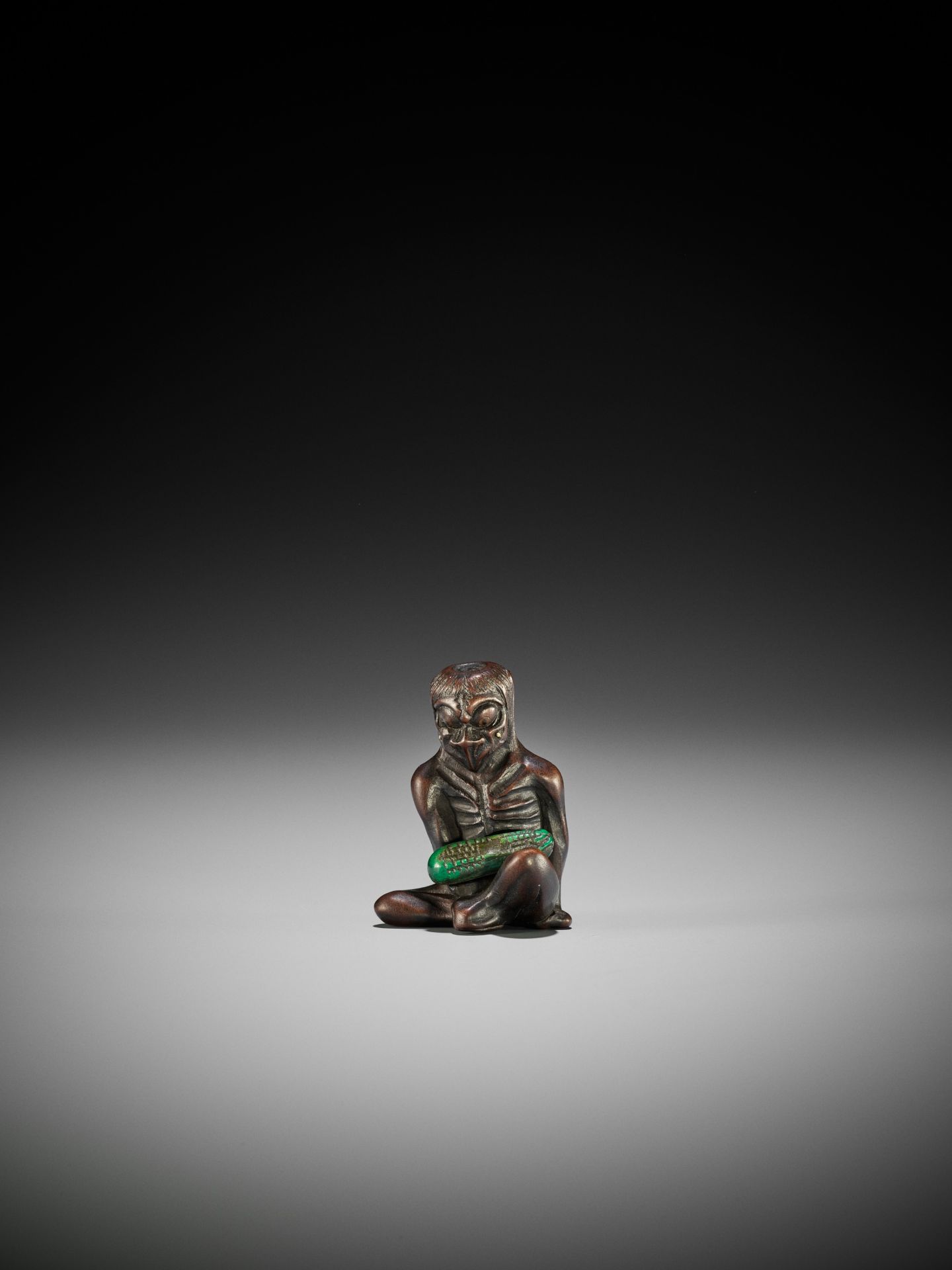 GYOKUSAI: A FINE INLAID WOOD NETSUKE OF A KAPPA WITH CUCUMBER - Bild 6 aus 13