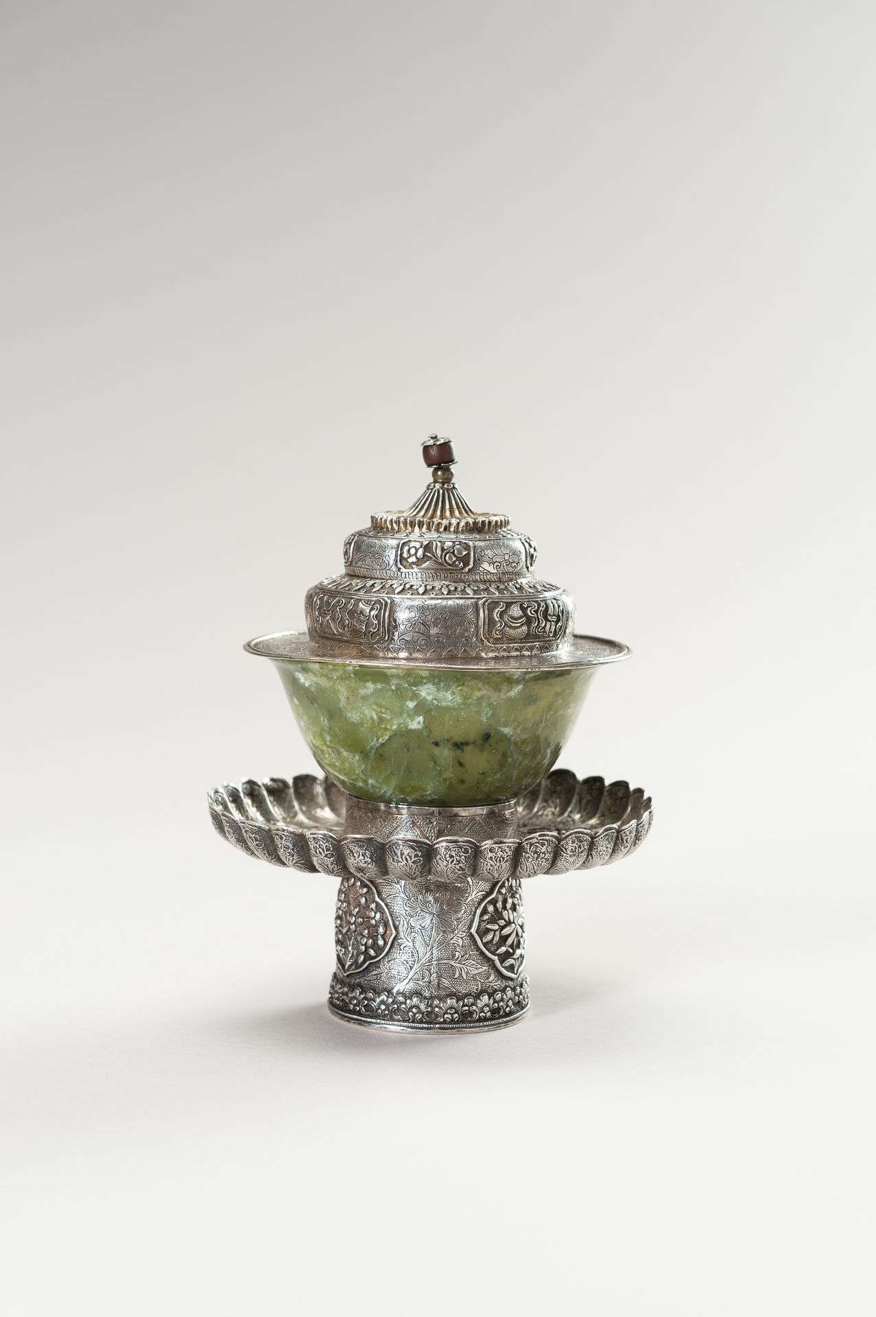 A SILVER AND JADE BUTTER TEA SET - Image 9 of 12