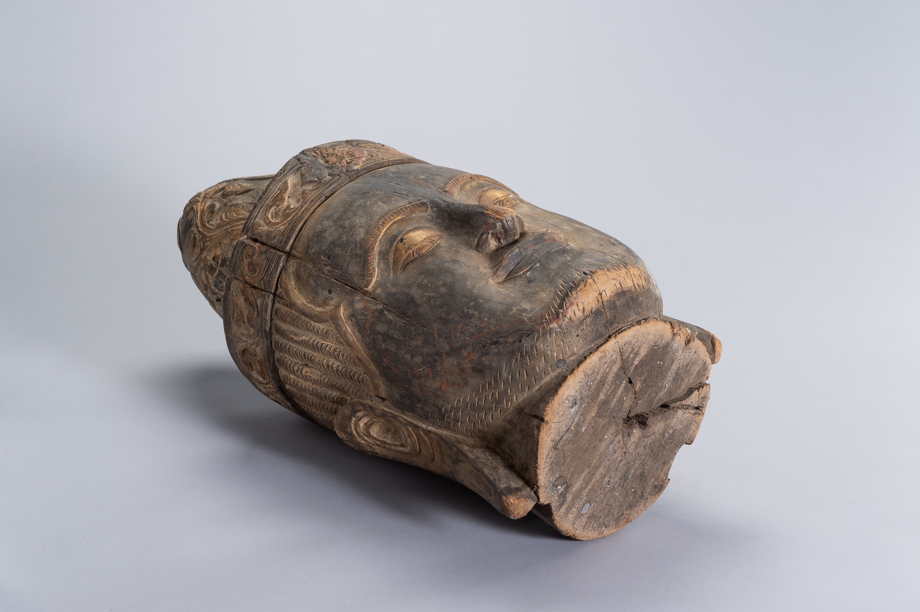 A LARGE WOOD HEAD OF BUDDHA - Image 8 of 8