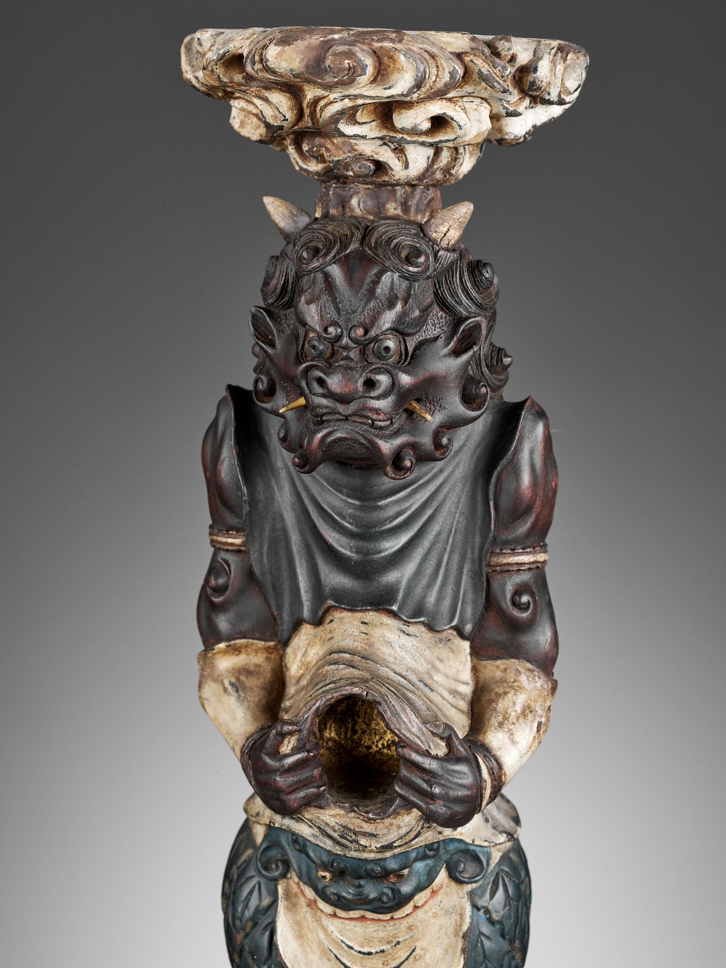 A PAIR OF PAINTED AND LACQUERED WOOD FIGURAL CANDLESTICKS DEPICTING ONI - Image 3 of 12