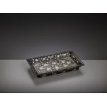 A MOTHER-OF-PEARL-INLAID BLACK LACQUER RECTANGULAR TRAY, JOSEON DYNASTY