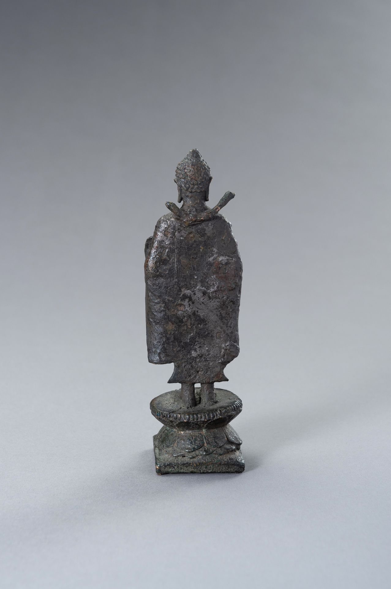 A BRONZE FIGURE OF BUDDHA, MON-DVARAVATI - Image 10 of 11