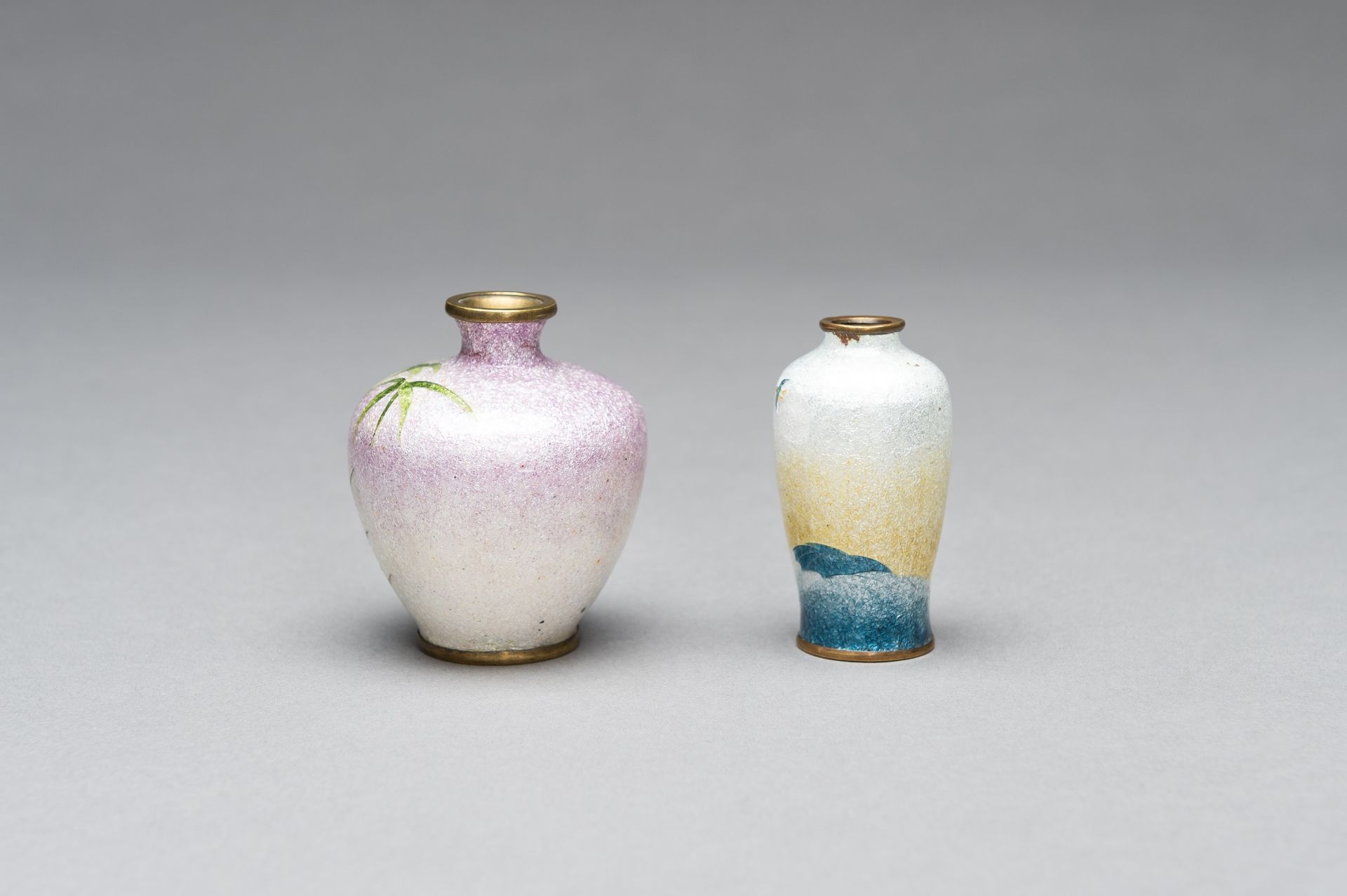 TWO GINBARI CLOISONNE MINIATURE VASES - Image 3 of 8