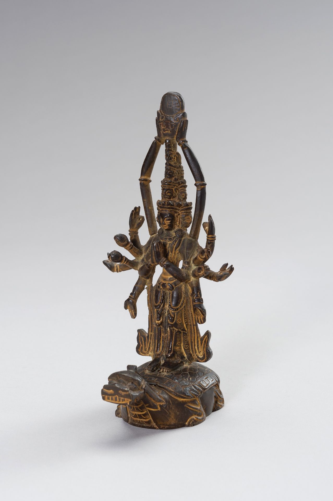 A GROUP OF THREE BRONZE FIGURES - Image 3 of 12