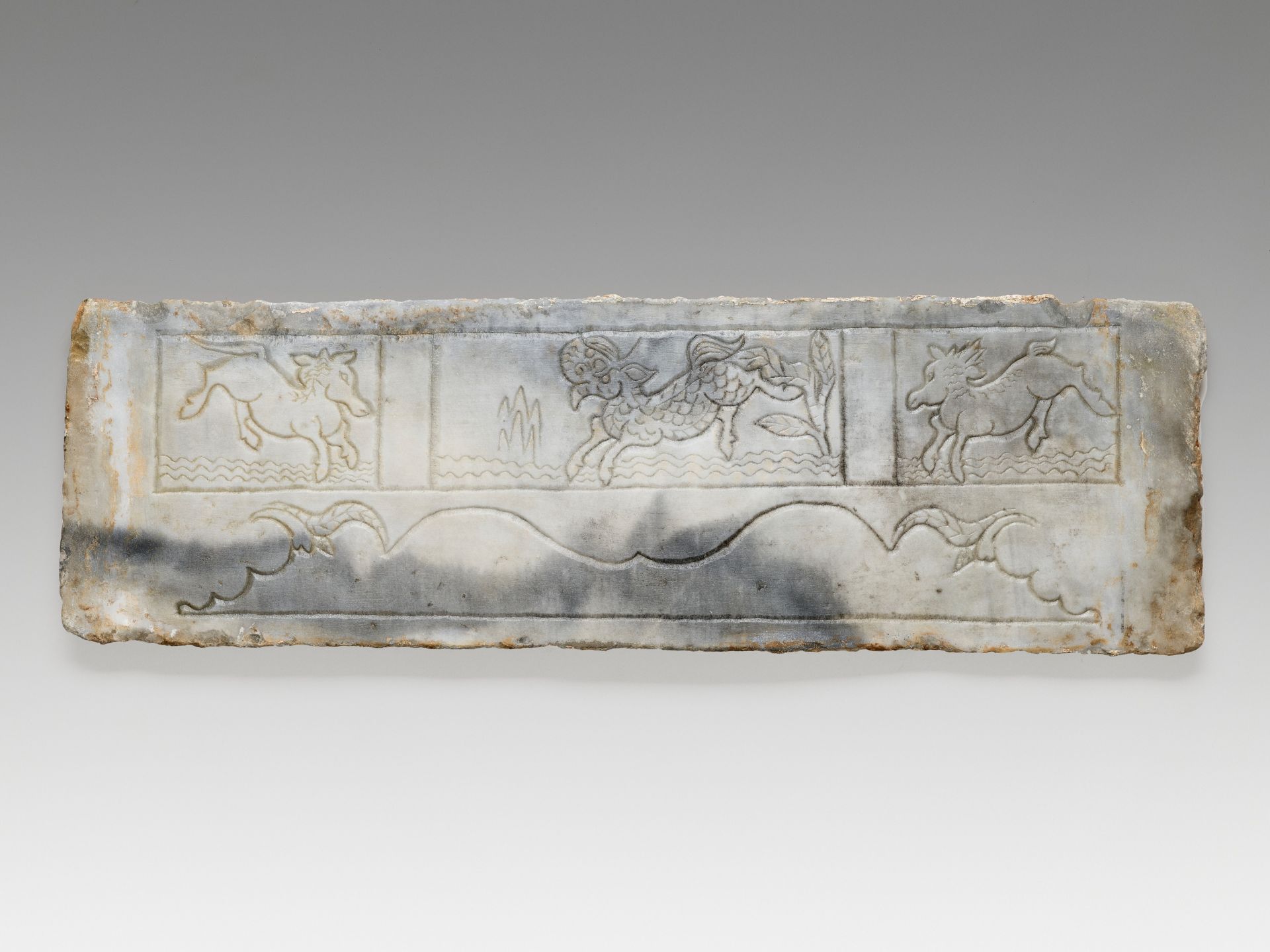 TWO 'MYTHICAL BEAST' MARBLE PANELS, FRAGMENTS OF A FUNERARY STRUCTURE, TANG TO JIN DYNASTY - Image 8 of 9