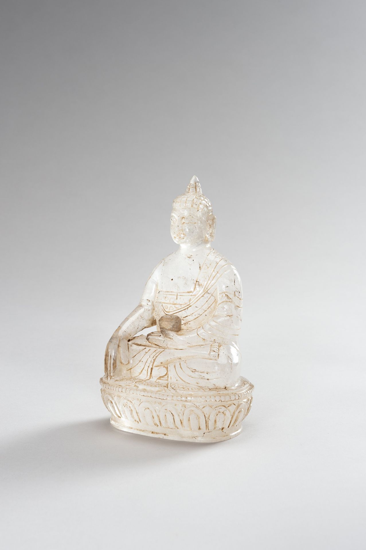 A ROCK CRYSTAL FIGURE OF BUDDHA SHAKYAMUNI - Image 4 of 10