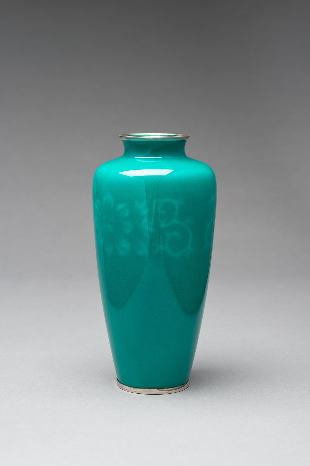 A LARGE ANDO STYLE CLOISONE ENAMEL VASE - Image 5 of 8