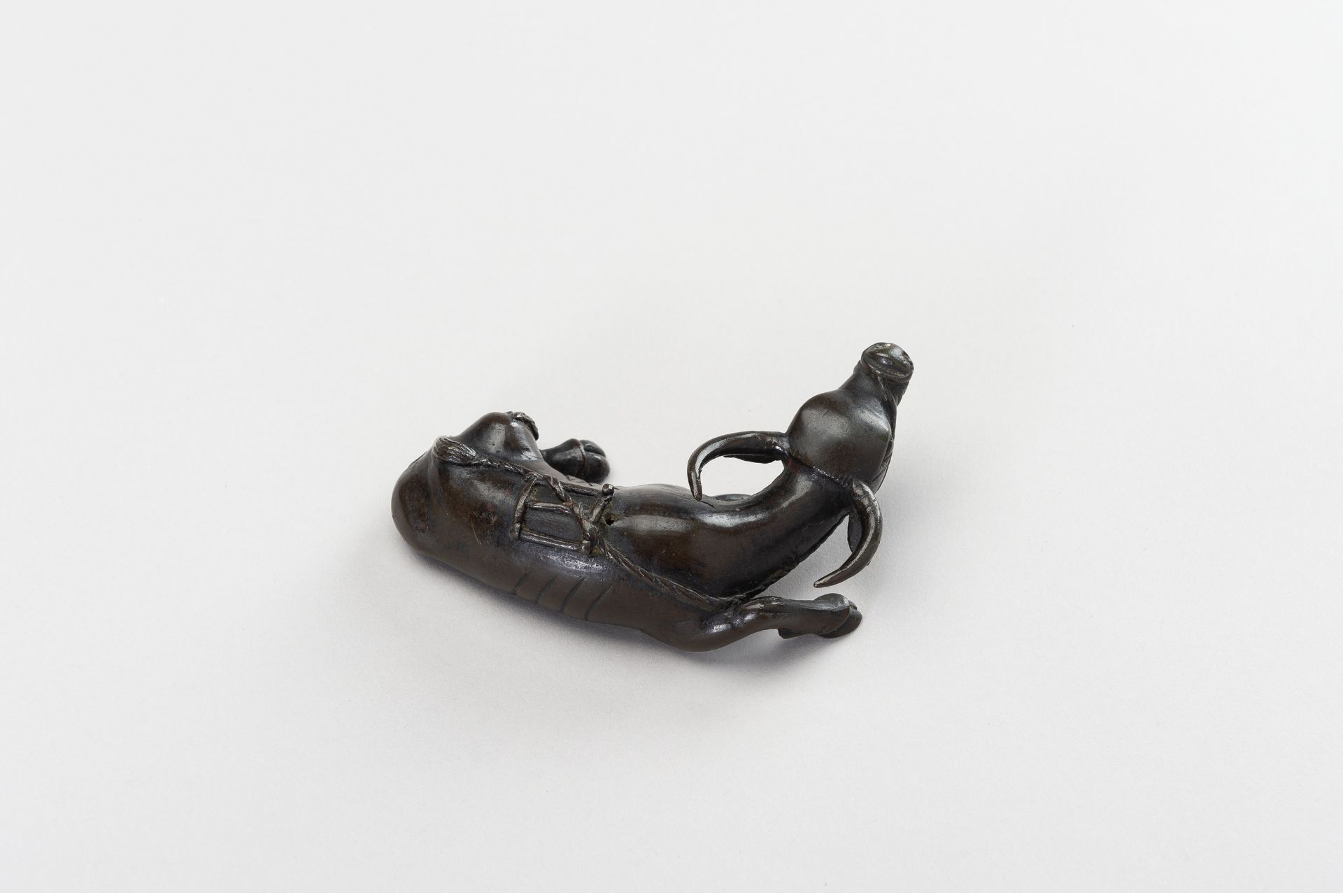 A CHINESE BRONZE FIGURE OF A TAMED WATER BUFFALO - Image 10 of 11