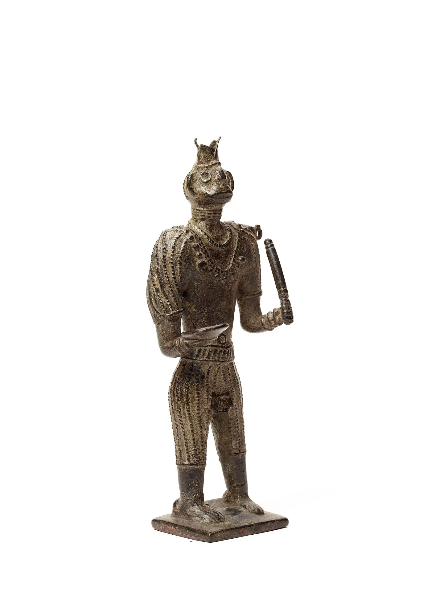 A BASTAR BRONZE OF A GODDES WITH A KHAPPAR AND SCEPTRE - Bild 4 aus 4