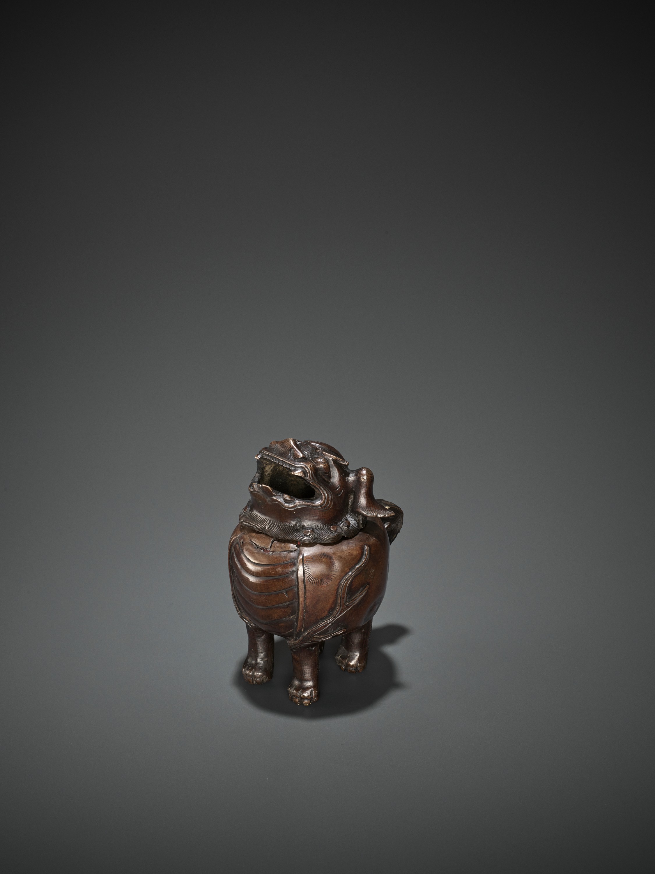 A BRONZE LUDUAN-FORM CENSER AND COVER, 17TH CENTURY - Image 2 of 9