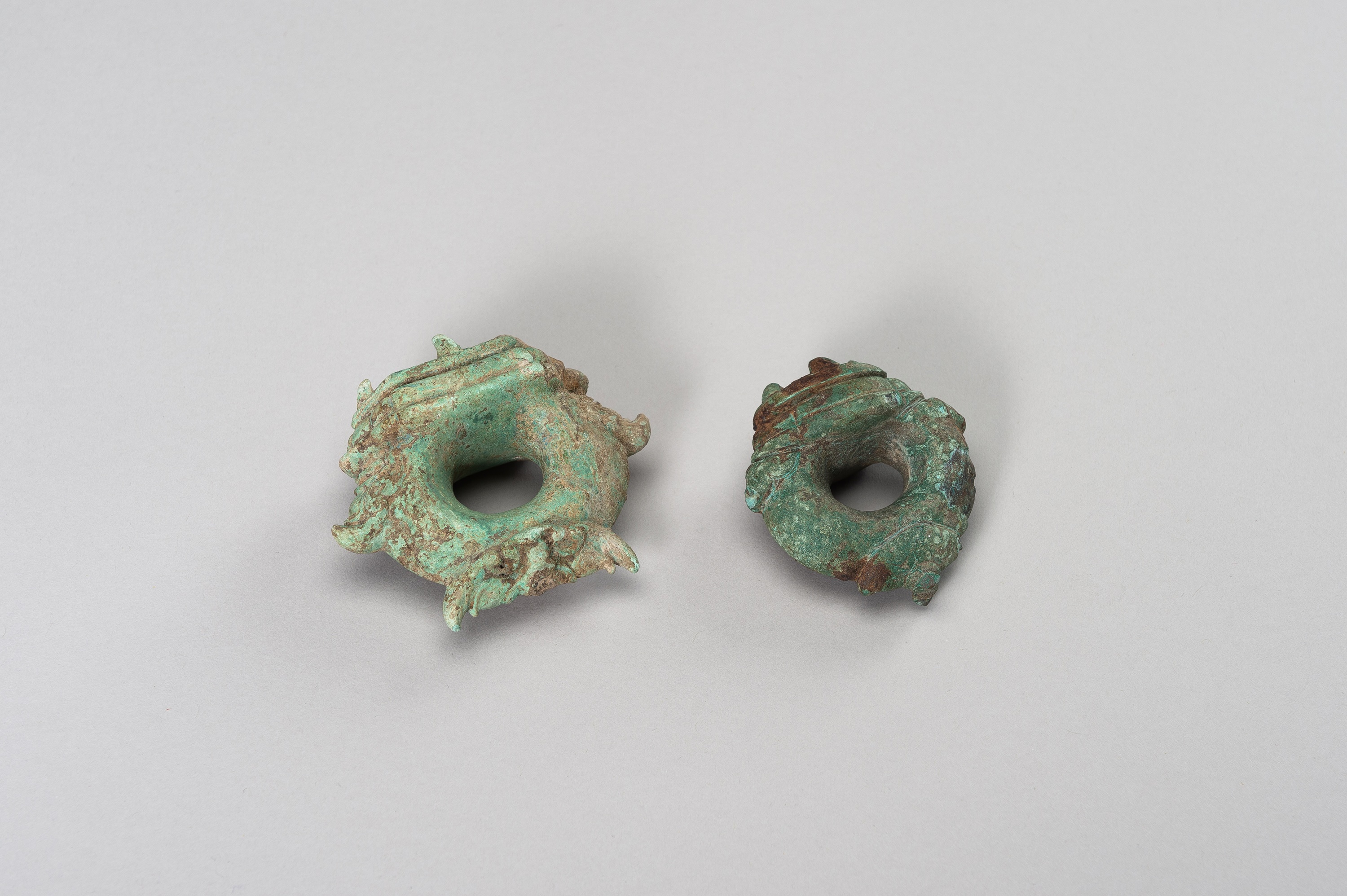 TWO BRONZE PENDANTS, ANGKOR PERIOD - Image 6 of 9