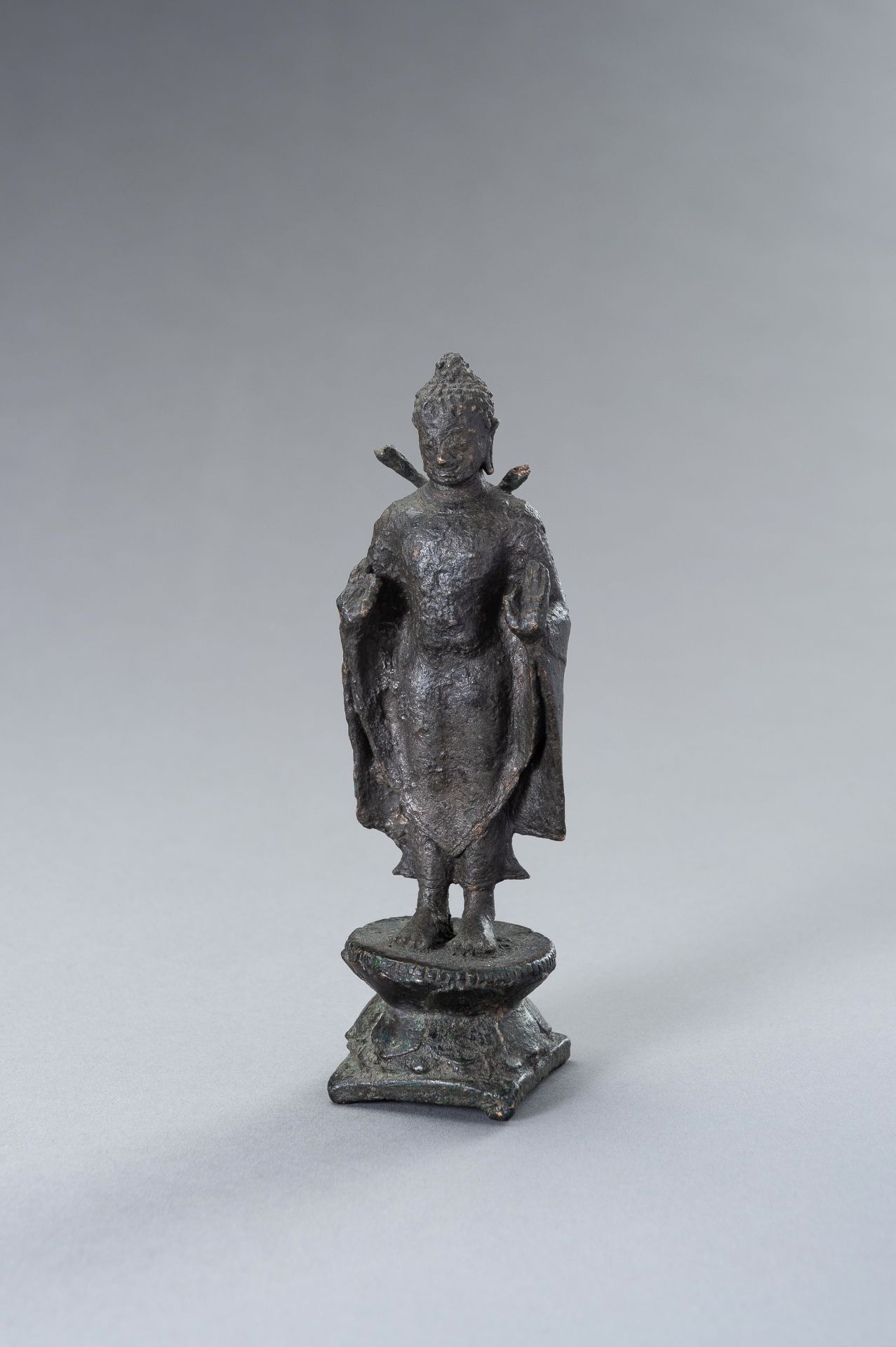 A BRONZE FIGURE OF BUDDHA, MON-DVARAVATI