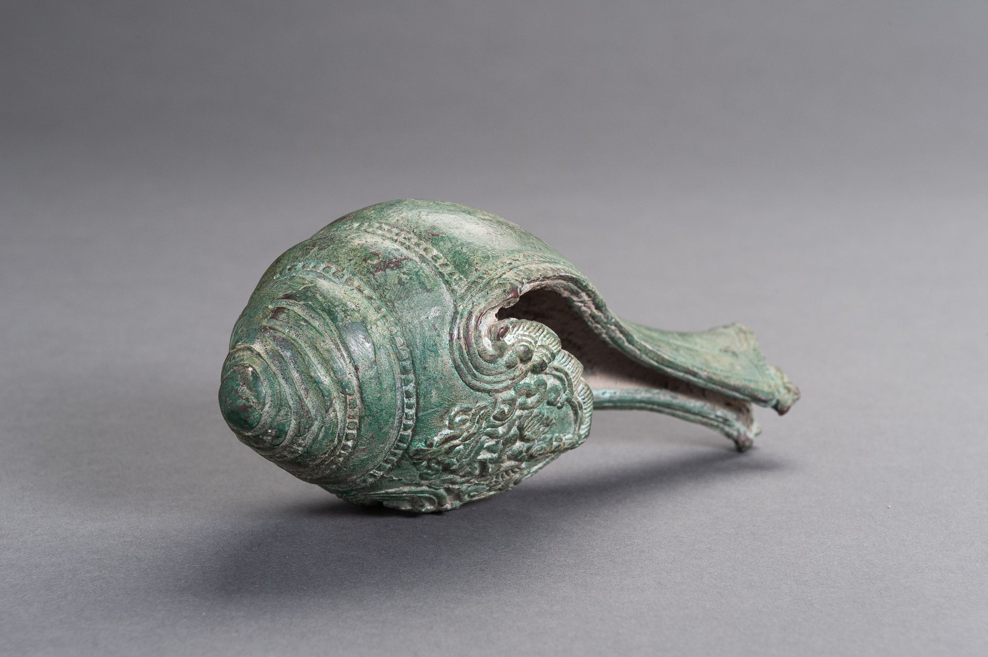A BRONZE KHMER CONCH SHELL - Image 7 of 12
