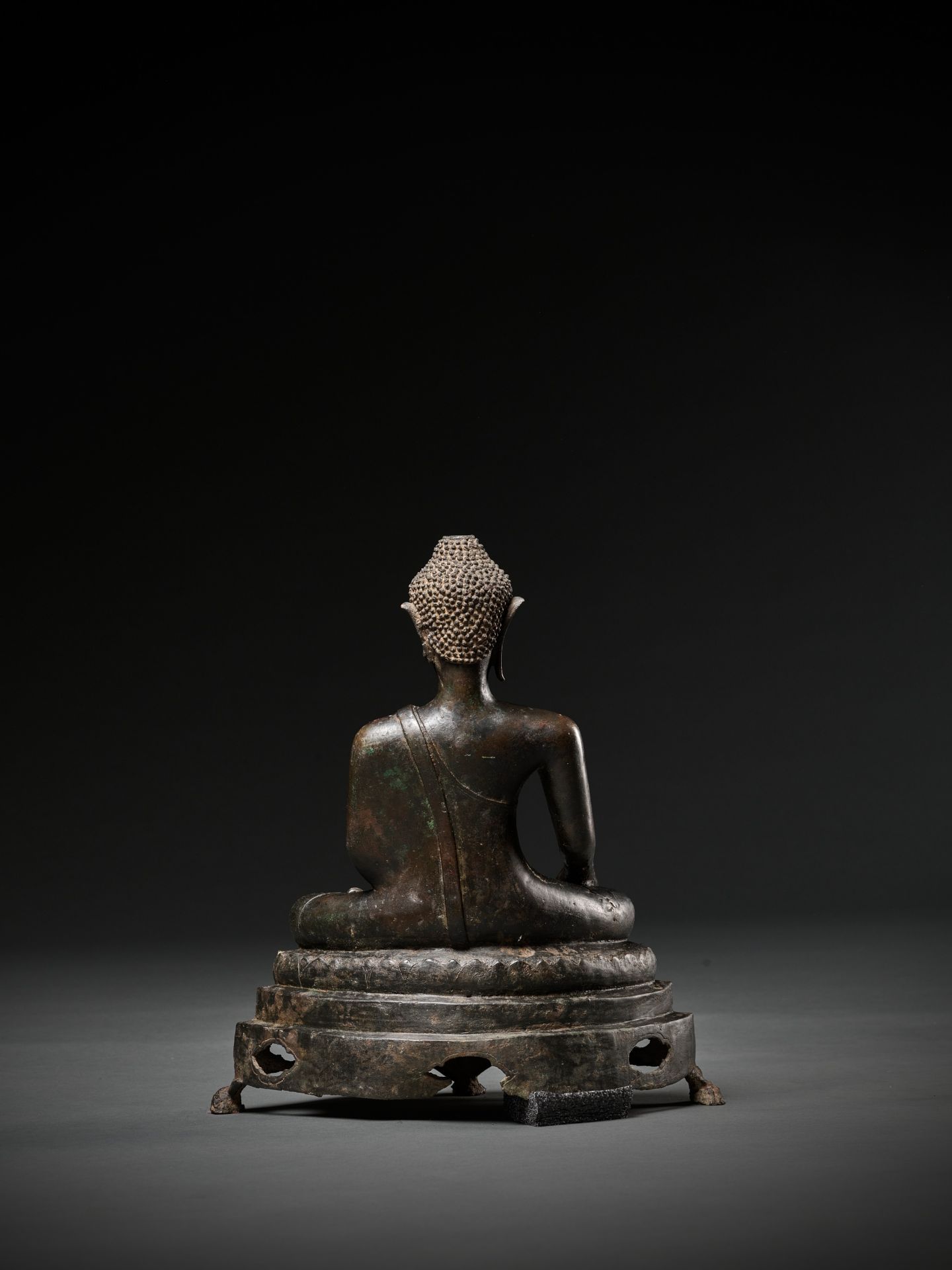 A BRONZE FIGURE OF BUDDHA SHAKYAMUNI, LAN NA KINGDOM - Image 7 of 9