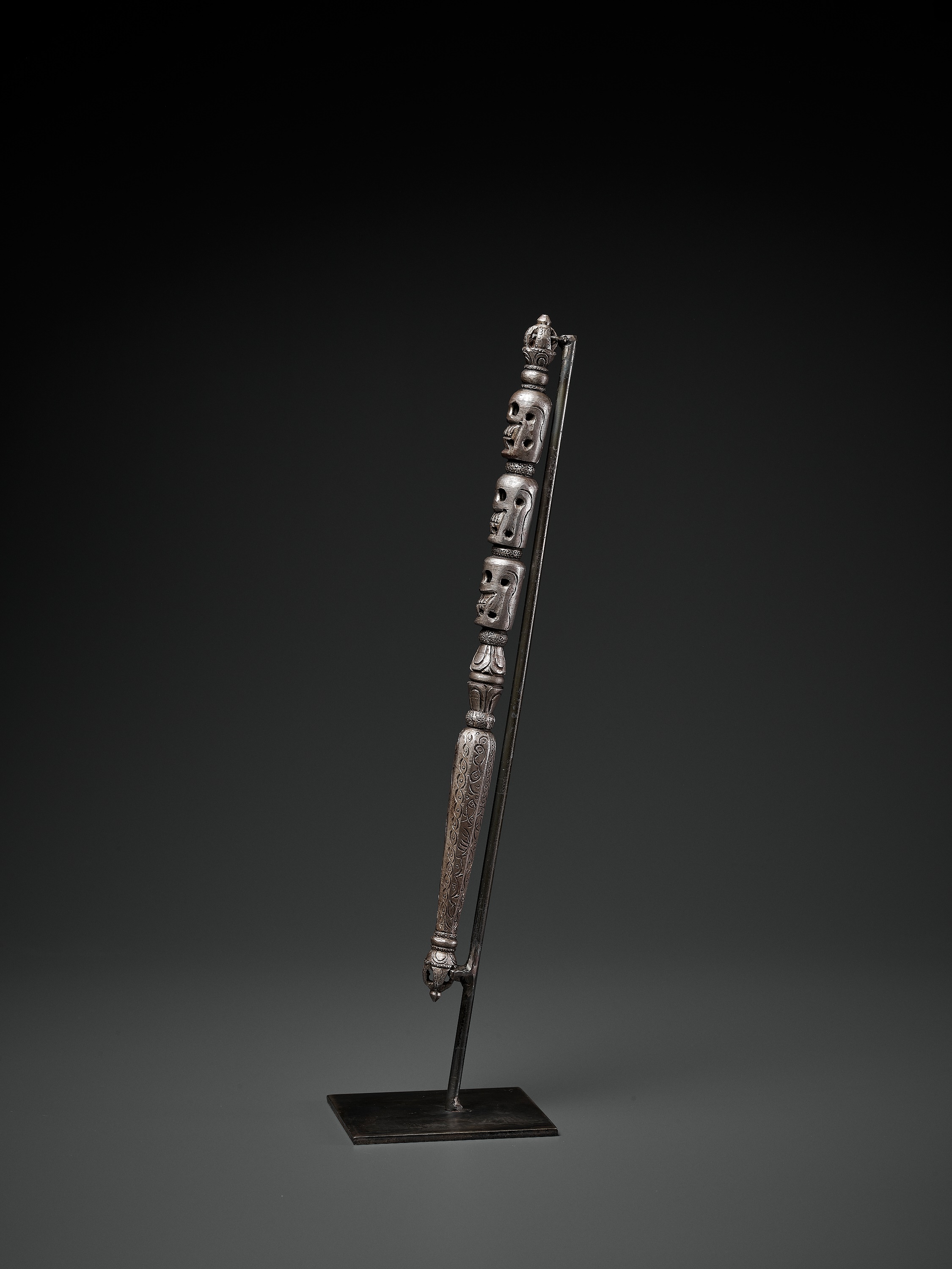 AN IRON RITUAL STAFF, KHATVANGA, 16TH-17TH CENTURY - Image 7 of 10