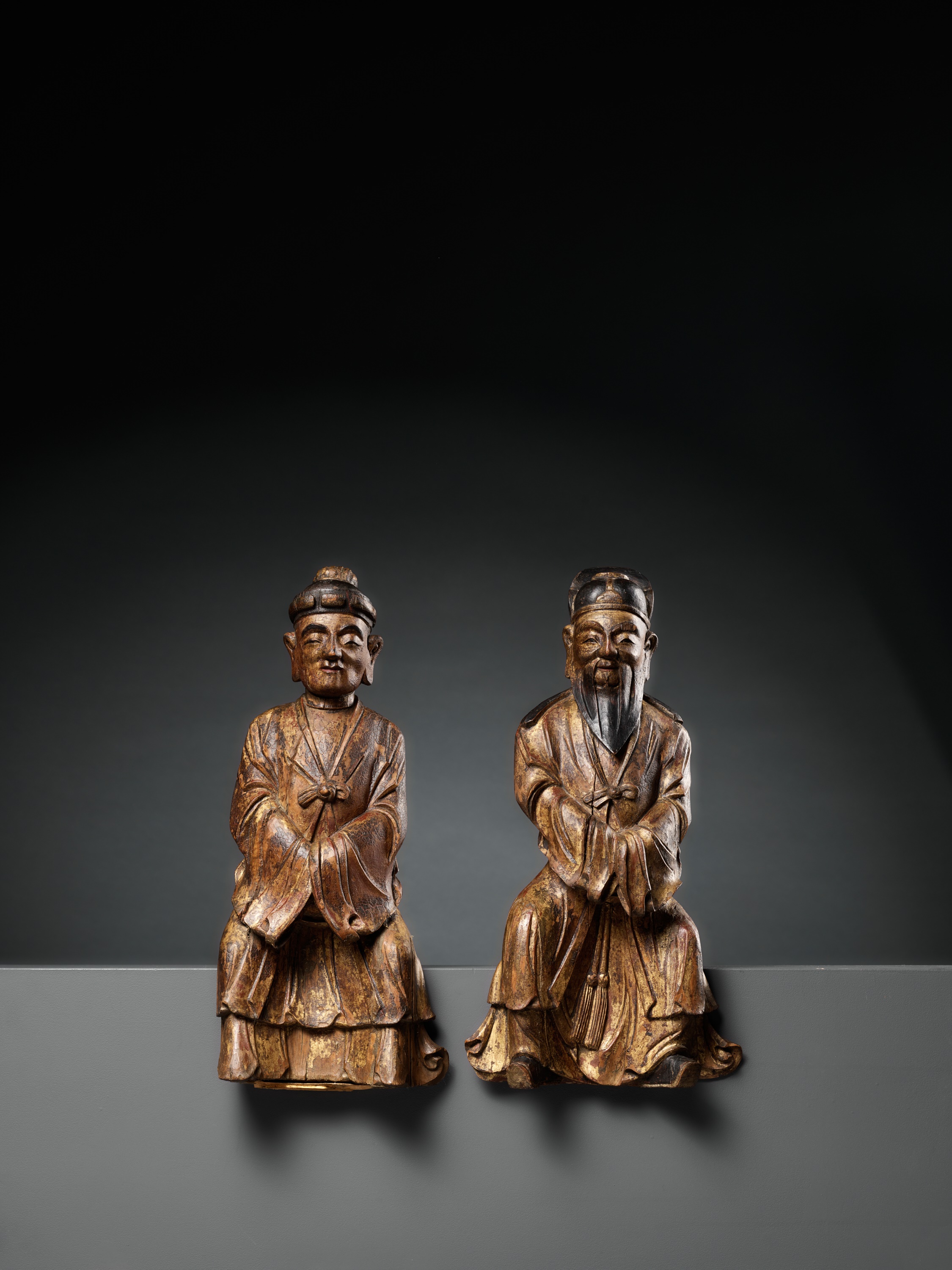 A PAIR OF GILT-LACQUERED HARDWOOD FIGURES OF DAOIST IMMORTALS, MING DYNASTY - Image 2 of 10