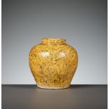 AN AMBER-GLAZED MARBLED POTTERY JAR, TANG DYNASTY
