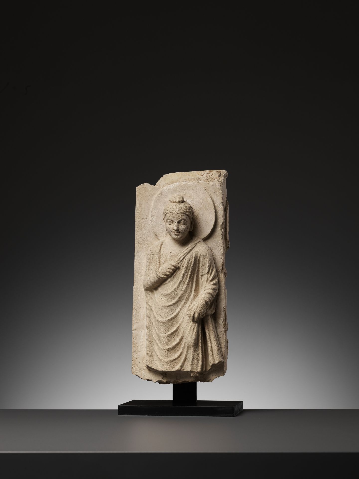 A GANDHARA STUCCO RELIEF OF BUDDHA - Bild 9 aus 9