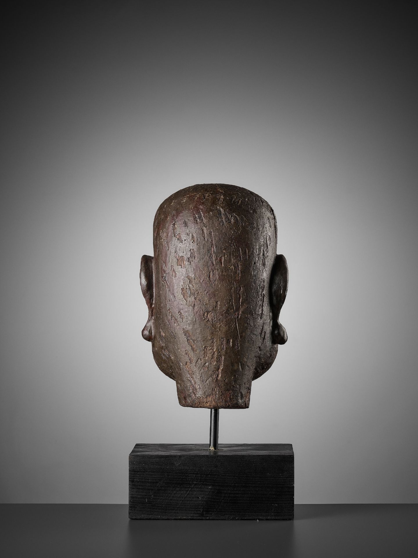 A LARGE DRY-LACQUERED WOOD HEAD OF A LUOHAN, SOUTHERN SONG DYNASTY - Bild 7 aus 13