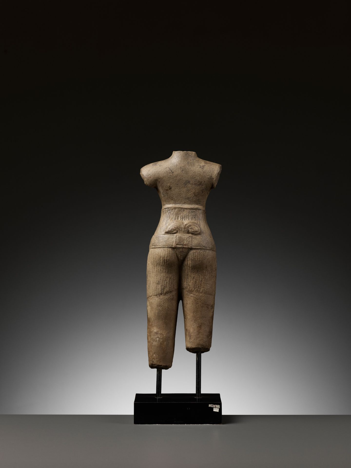 A SANDSTONE TORSO OF A MALE DEITY, BAPHUON STYLE, ANGKOR PERIOD - Image 10 of 12
