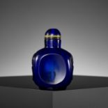 A SAPPHIRE-BLUE GLASS 'INTEGRAL DISH' SNUFF BOTTLE, 18TH CENTURY