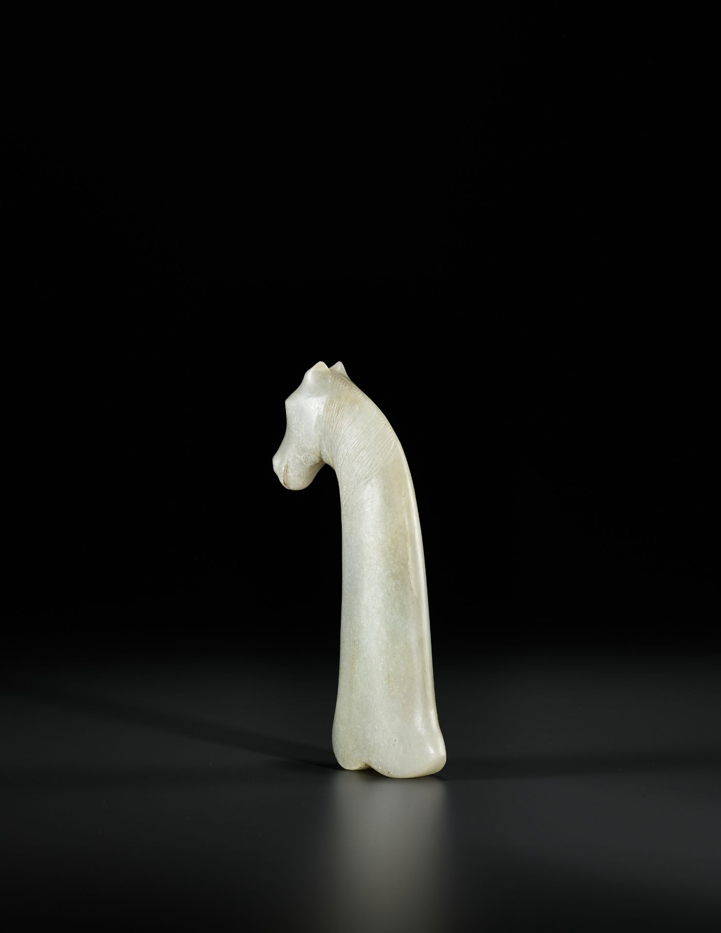 A MUGHAL-STYLE 'HORSE HEAD' DAGGER HILT - Image 10 of 15