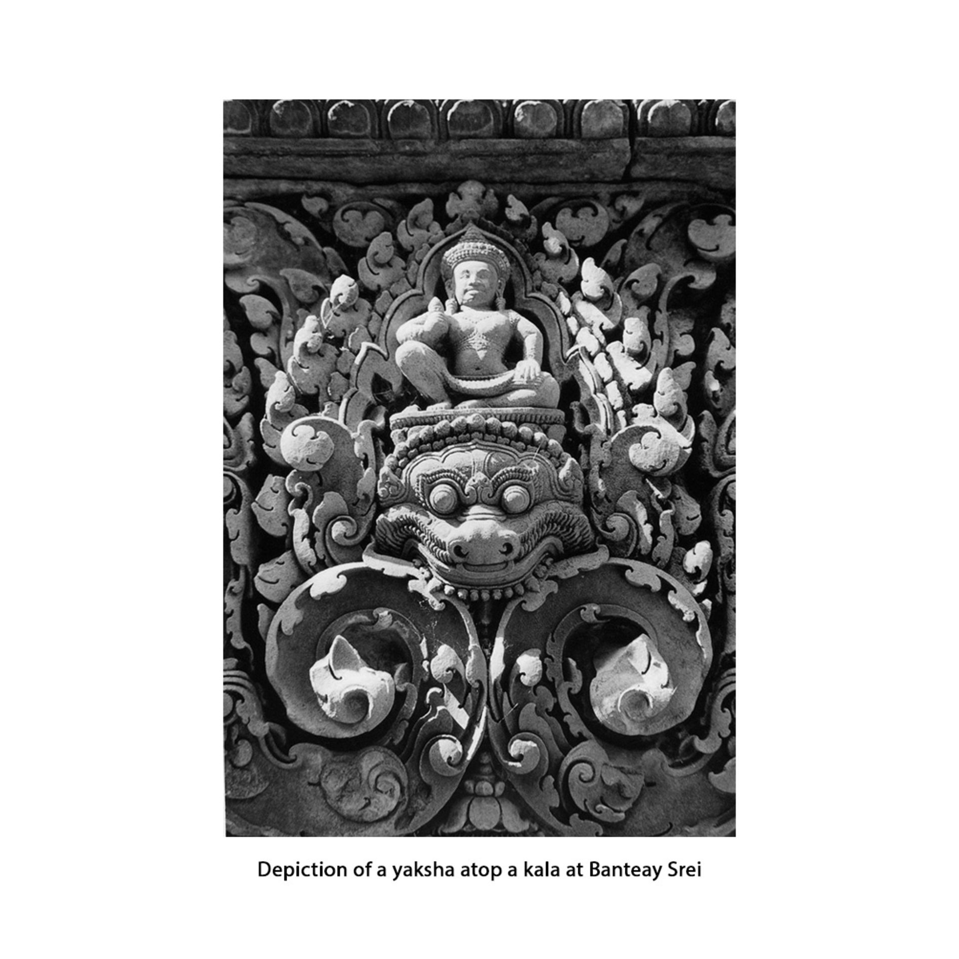 A SANDSTONE LINTEL CENTERPIECE DEPICTING A KALA, BANTEAY SREI STYLE, ANGKOR PERIOD - Bild 5 aus 10