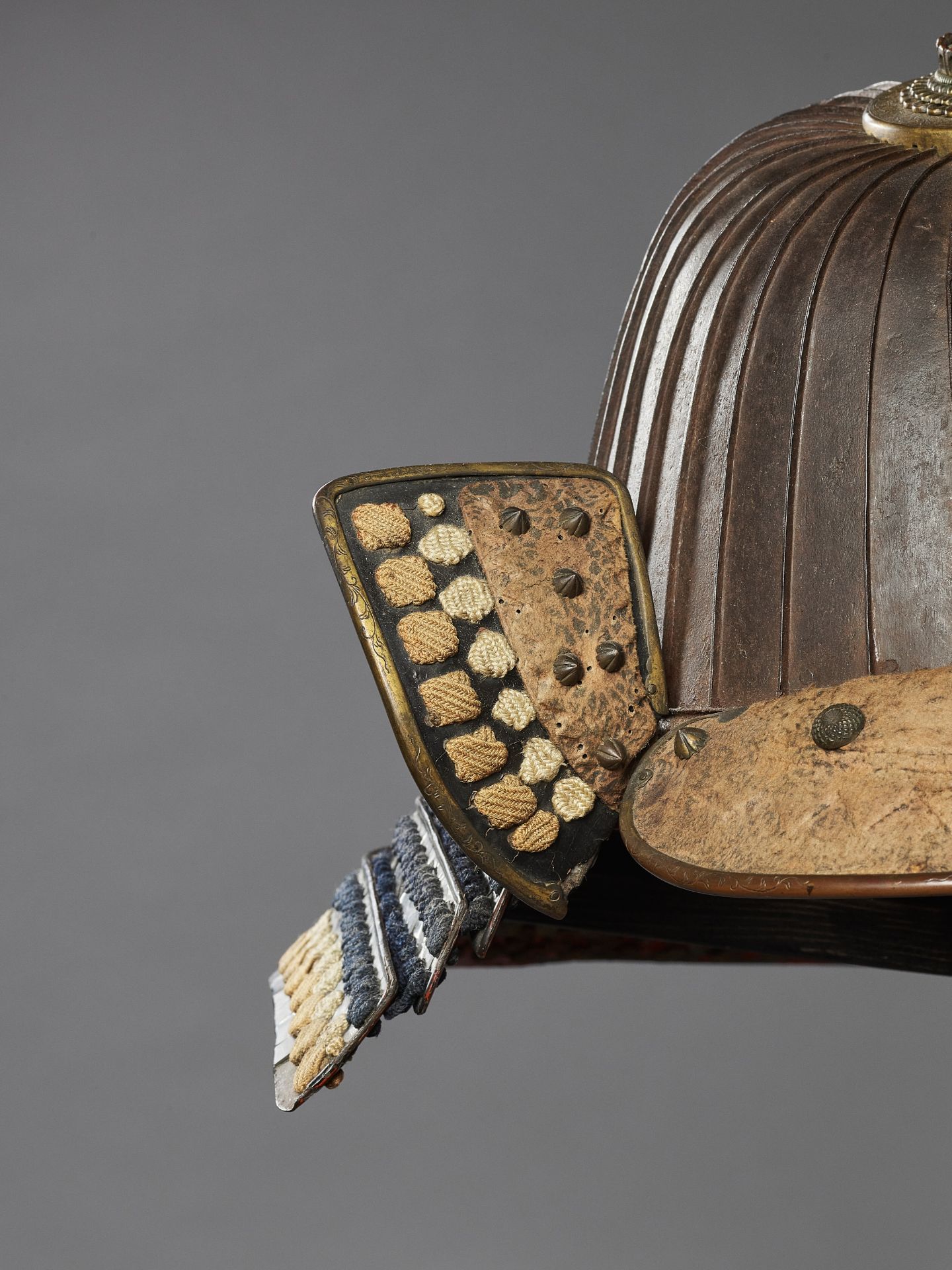 AN IRON KABUTO (HELMET) - Image 3 of 8