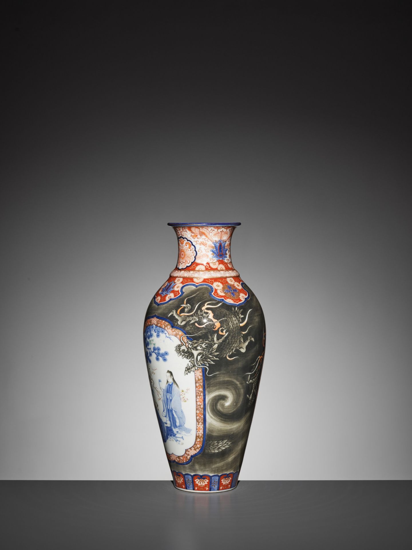 AN IMPRESSIVE KORANSHA FUKUGAWA VASE WITH TEKKAI SENNIN AND DRAGONS - Image 6 of 10