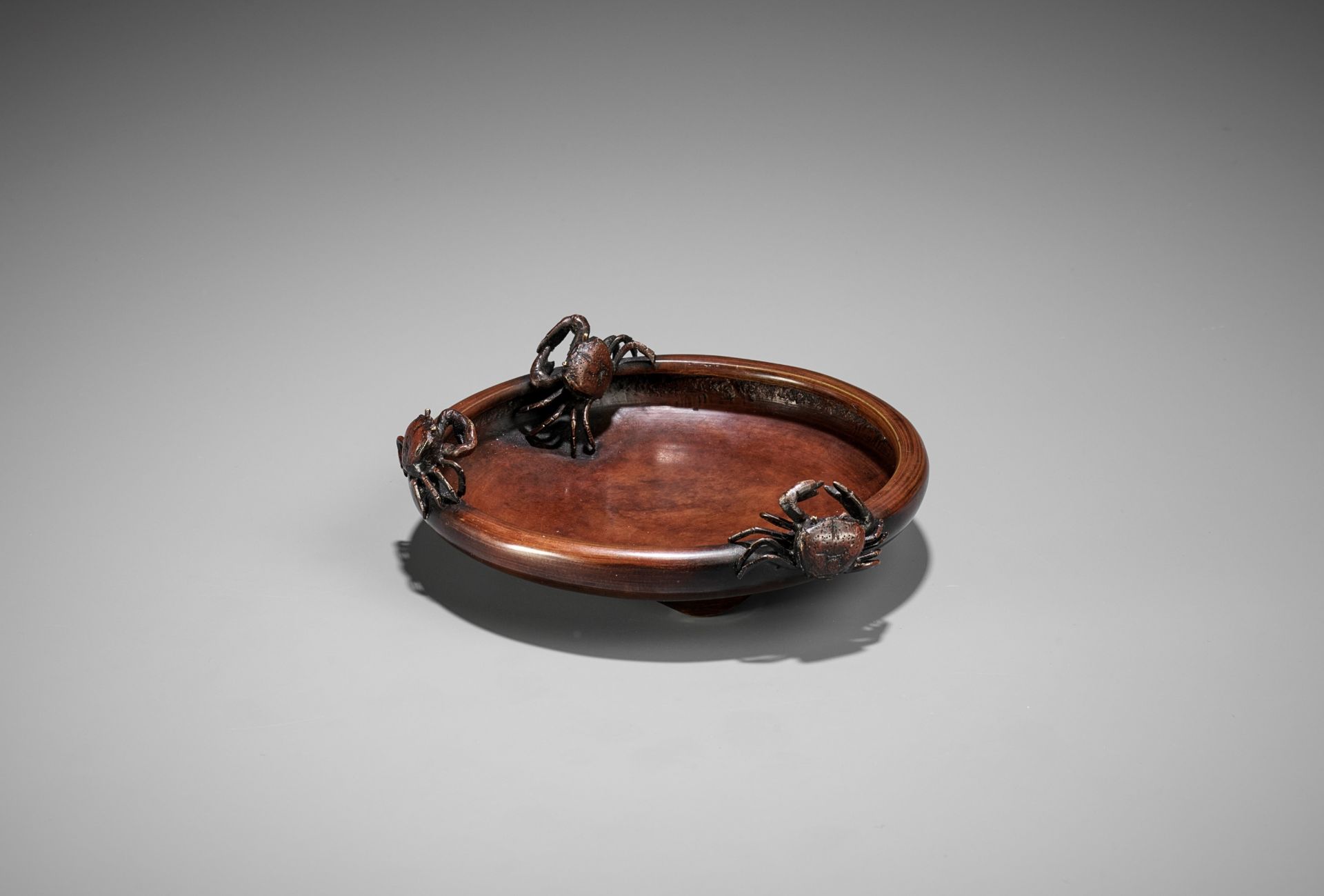 NOGAWA: A BRONZE TRIPOD CENSER WITH CRABS