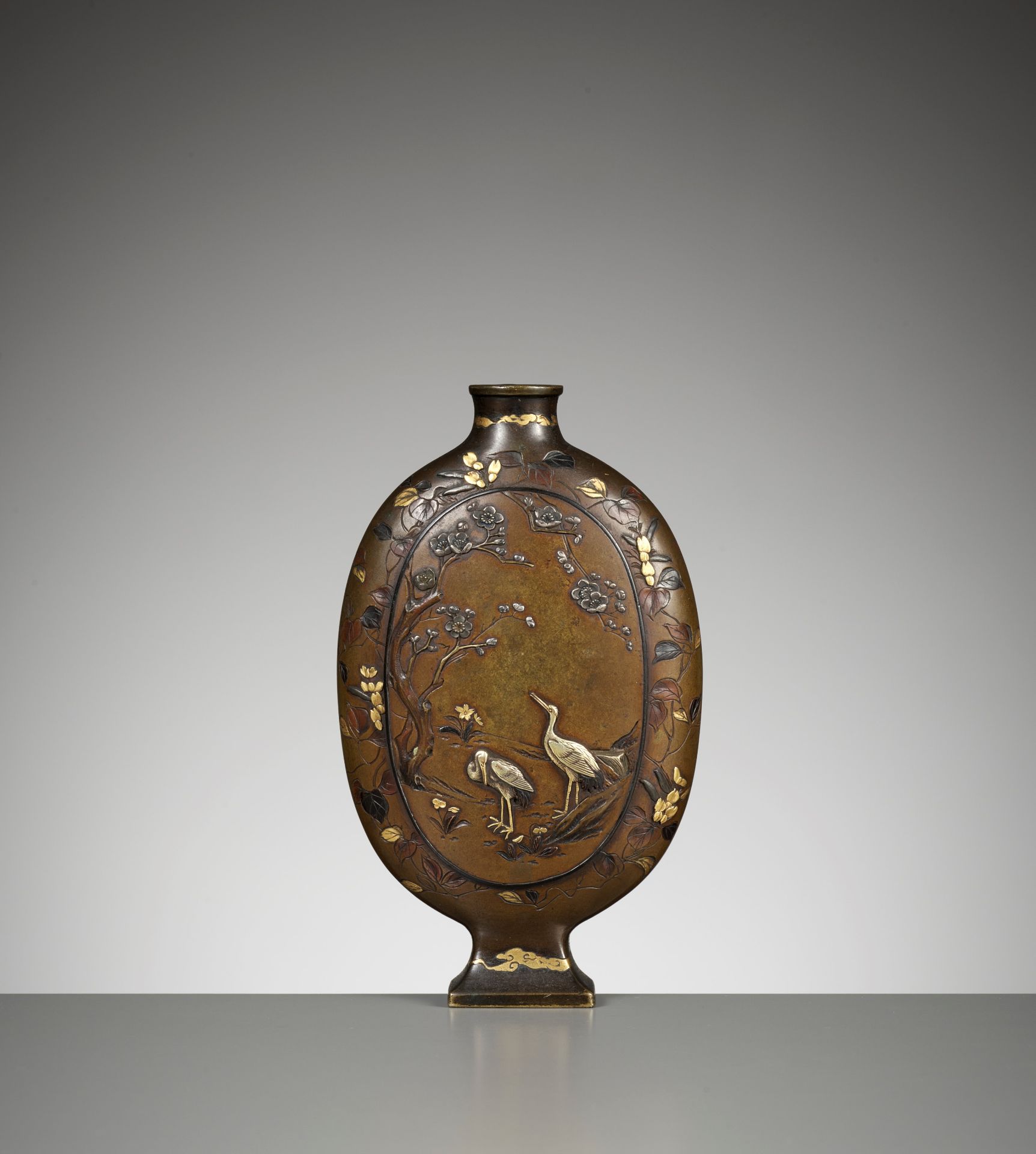 NOGAWA : A FINE PARCEL-GILT AND INLAID BRONZE 'CORMORANT FISHERMEN' MOON FLASK