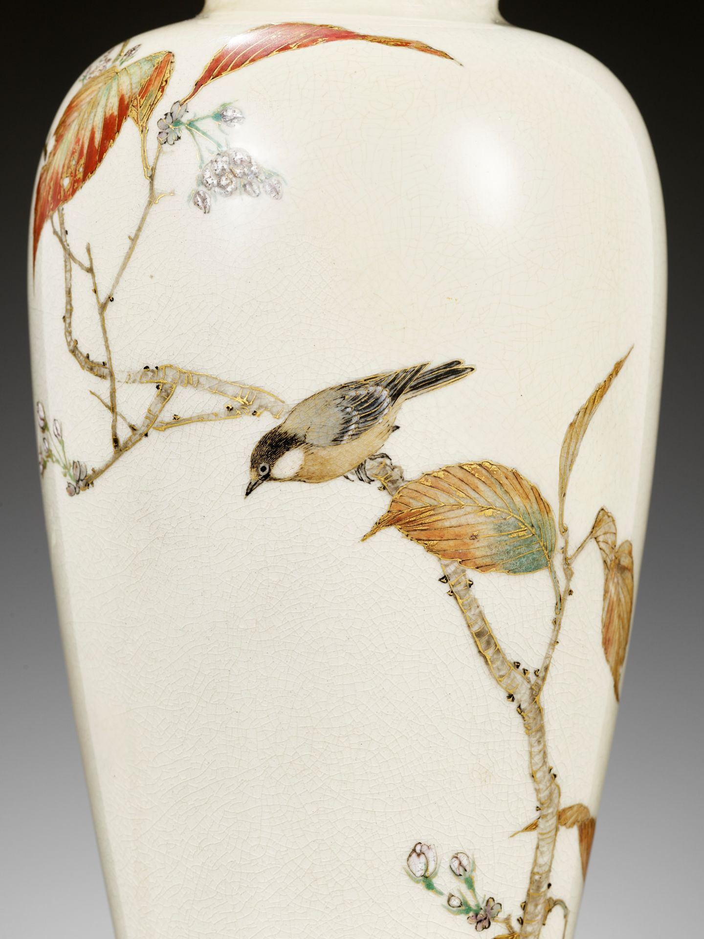 YABU MEIZAN: A SUPERB AND LARGE SATSUMA VASE WITH SPARROW - Image 3 of 10