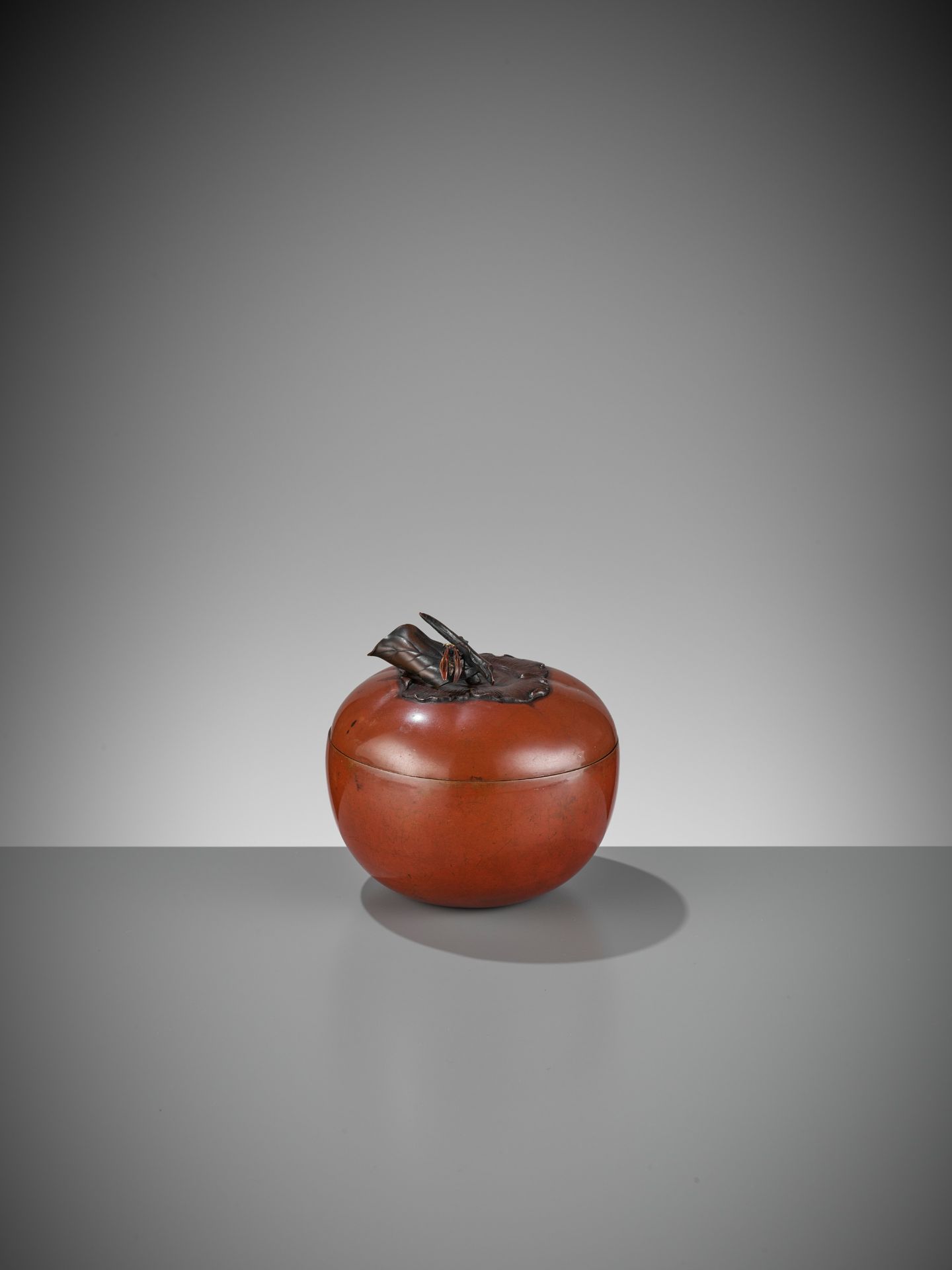 A BRONZE PERSIMMON-FORM INCENSE BOX AND COVER - Image 3 of 9