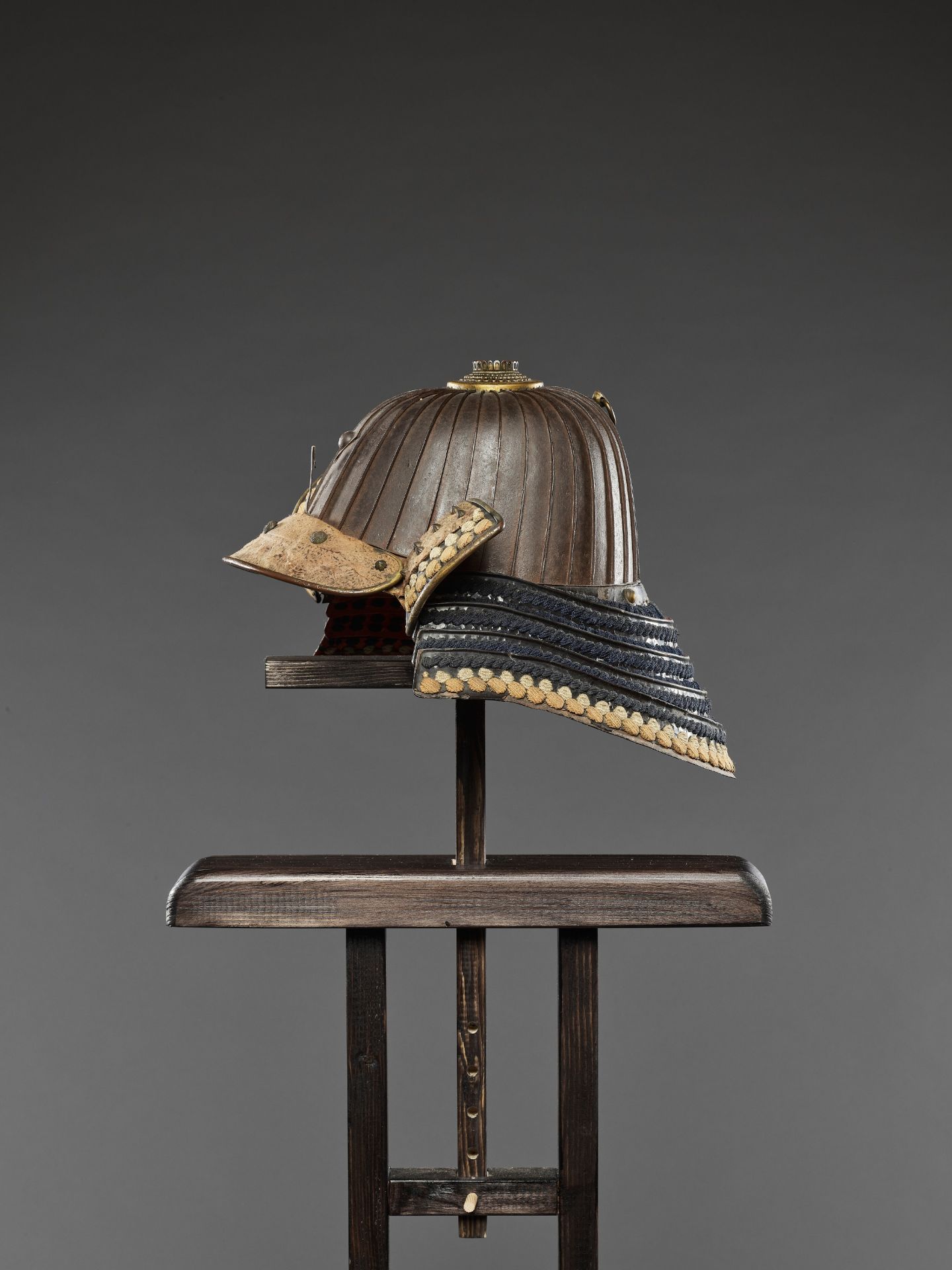 AN IRON KABUTO (HELMET) - Image 5 of 8