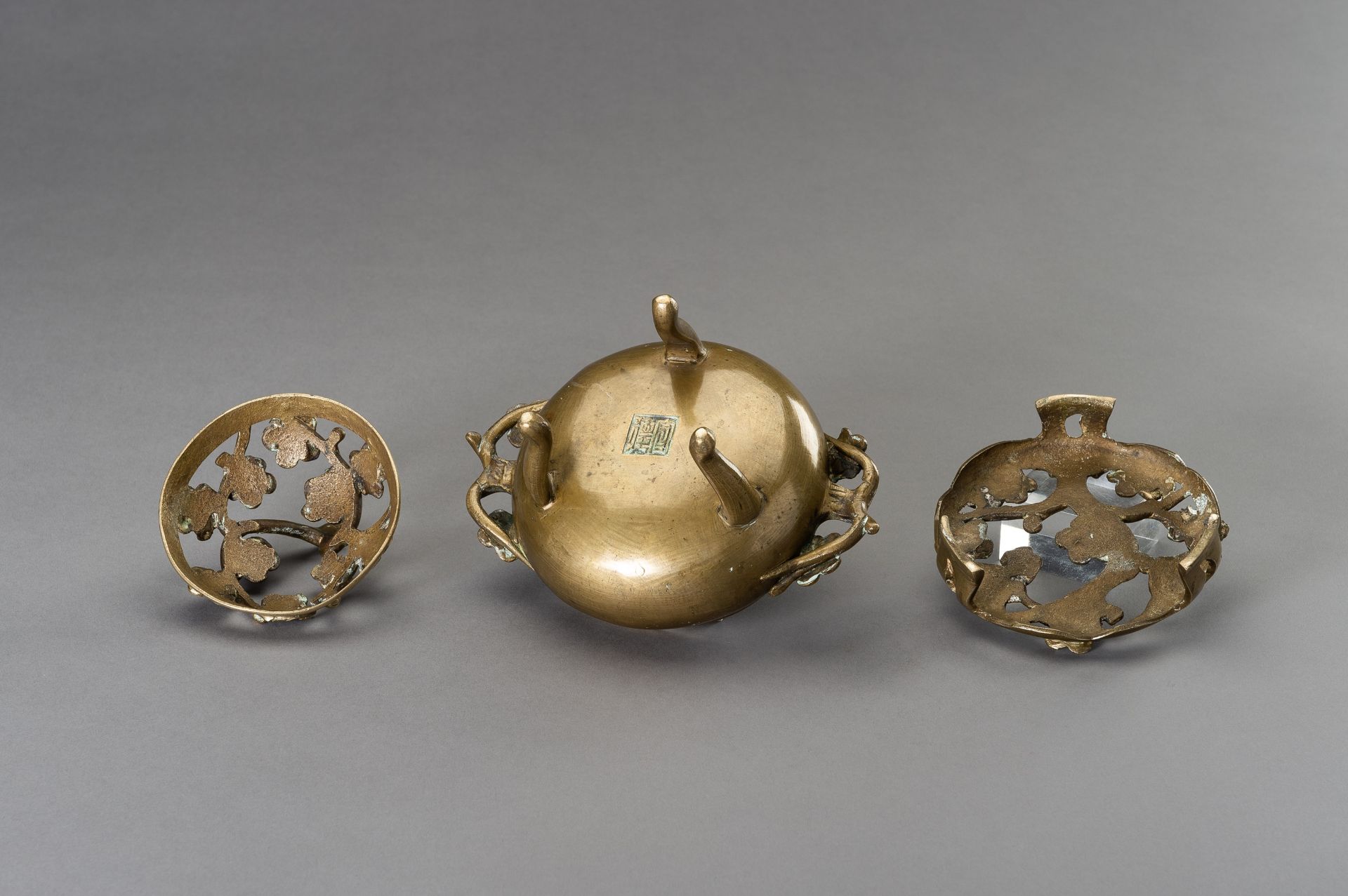 A 'CHERRY BLOSSOMS' BRONZE TRIPOD CENSER WITH MATCHING STAND, QING DYNASTY - Image 11 of 12