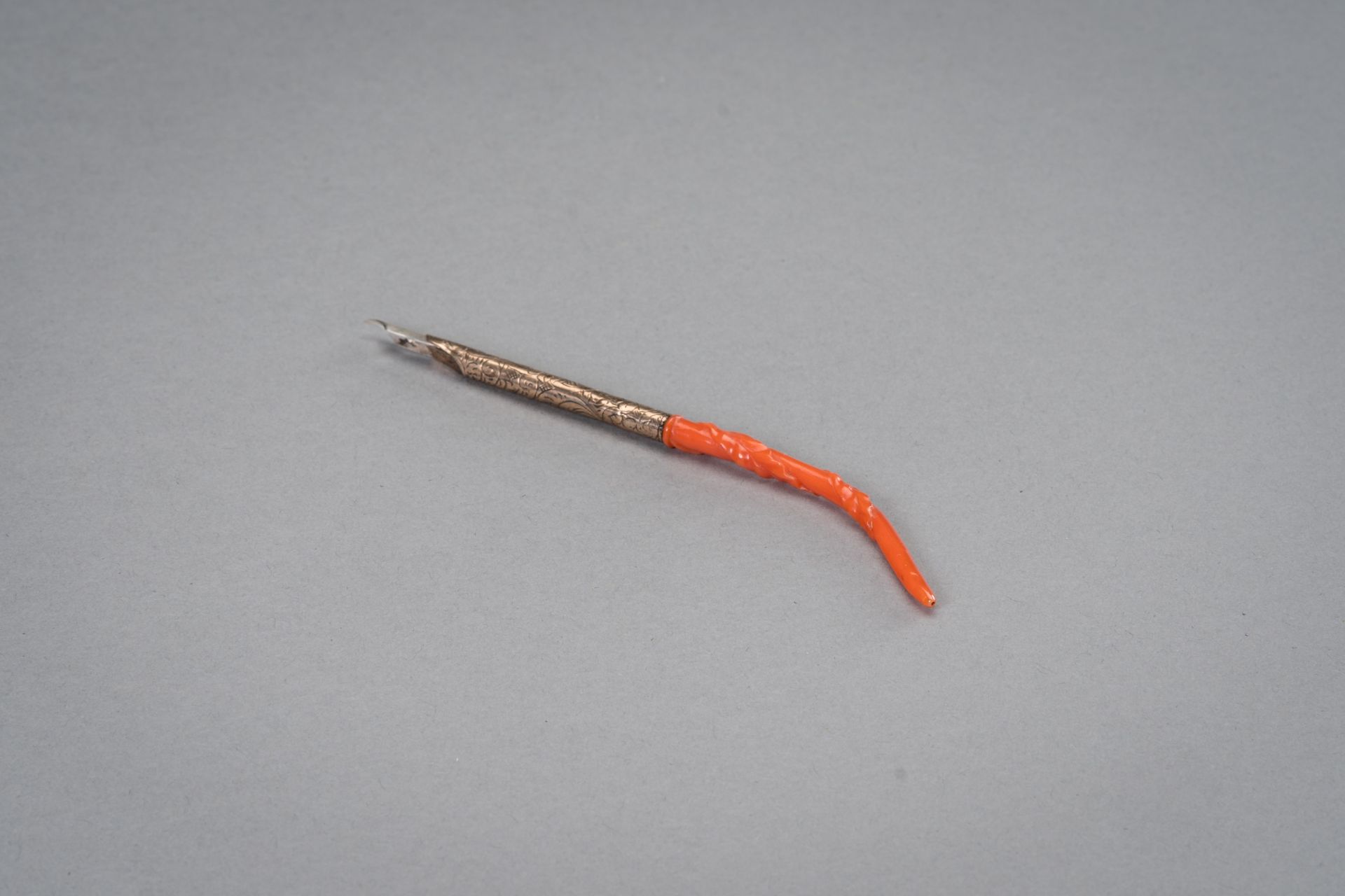 A CORAL, SILVER, AND GOLD PEN, 19th CENTURY - Image 7 of 8