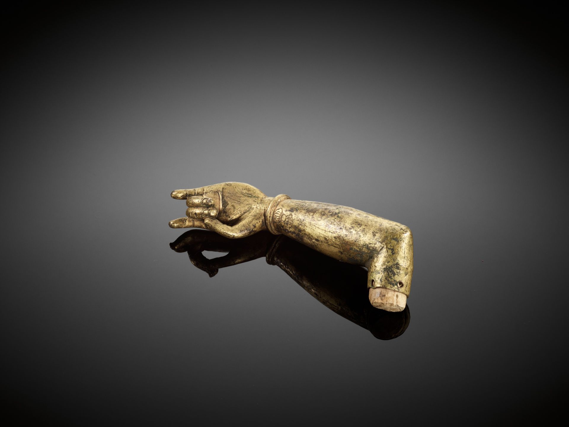 A GILT BRONZE 'KARANA MUDRA' FRAGMENTARY ARM, MING DYNASTY - Image 9 of 9