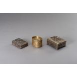 A SET OF THREE DECORATIVE BRONZE BOXES, FIRST HALF OF THE 20TH CENTURY