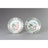 A PAIR OF FAMILLE VERTE DISHES, QING DYNASTY