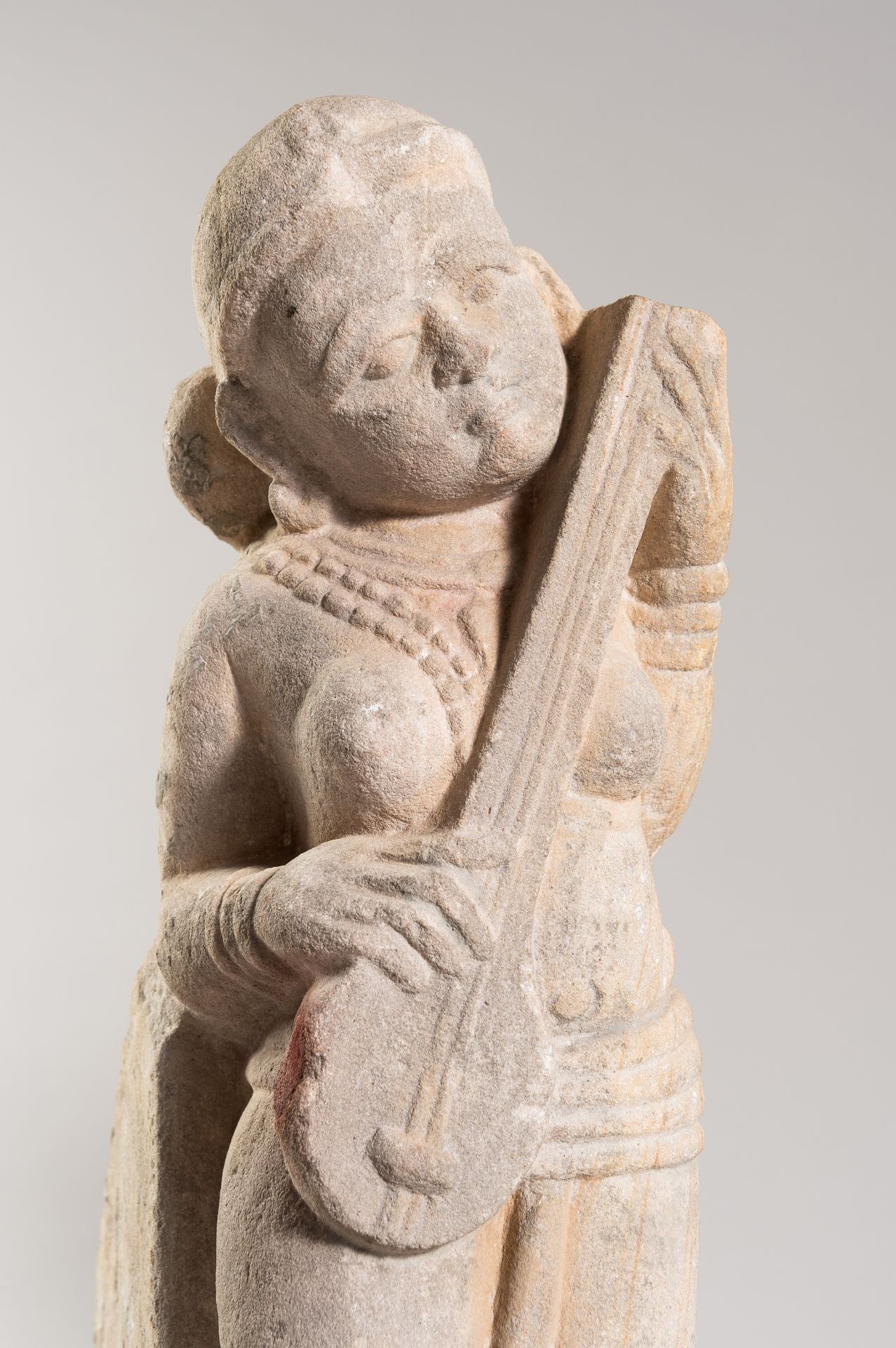 A PAIR OF ALASAKANYA SCULPTURES, 17th CENTURY - Image 3 of 17