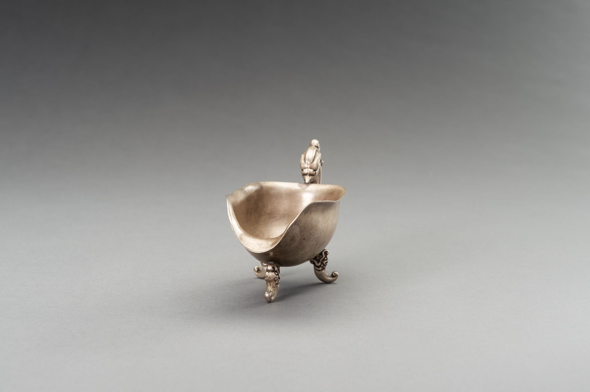 A METAL 'DRAGON' LIBATION CUP, 1930s - Image 4 of 11