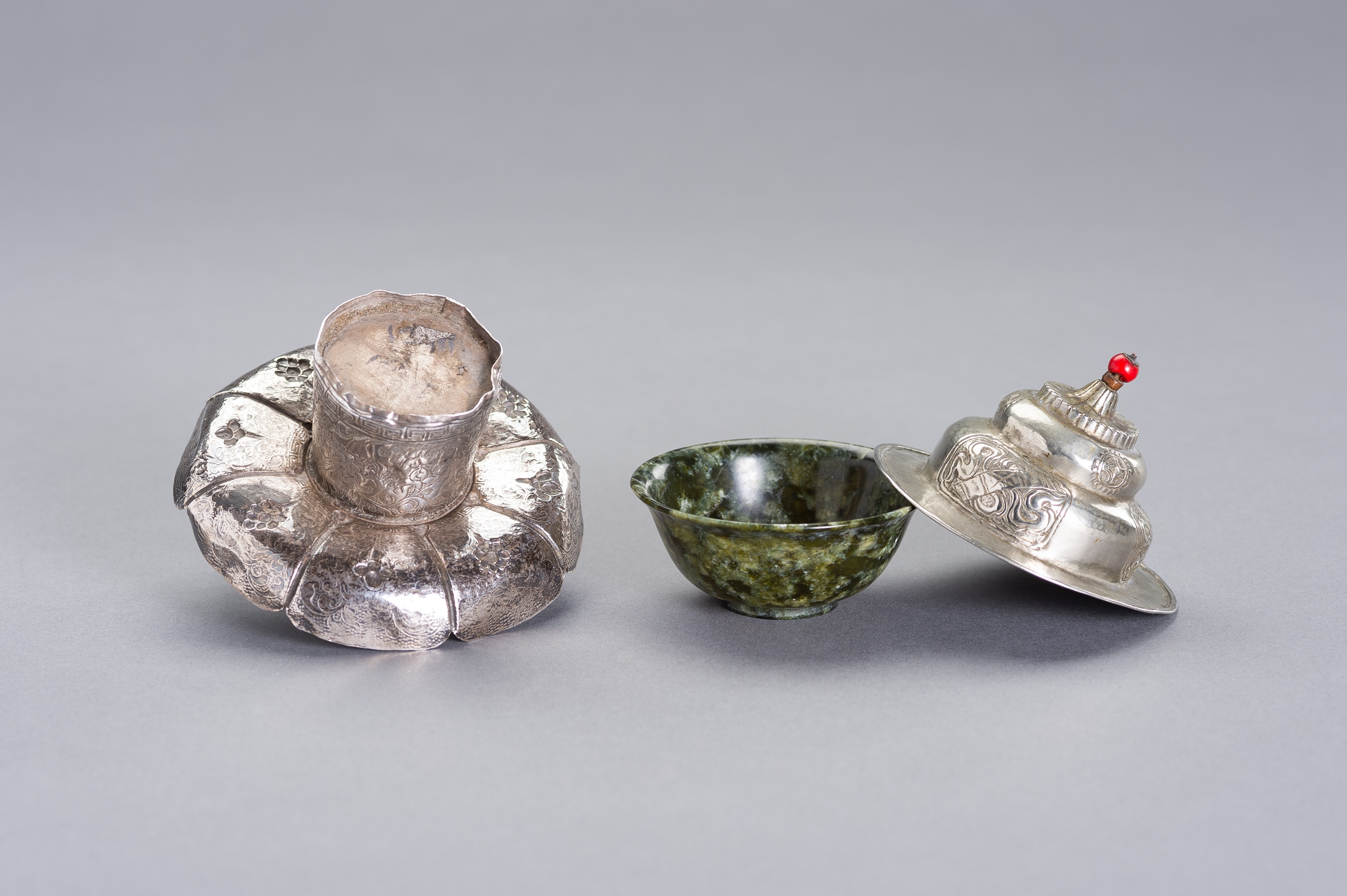 A SILVER AND JADE BUTTER TEA SET - Image 10 of 12