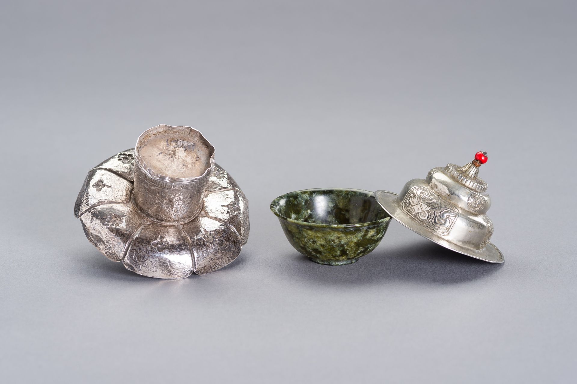 A SILVER AND JADE BUTTER TEA SET - Image 10 of 12