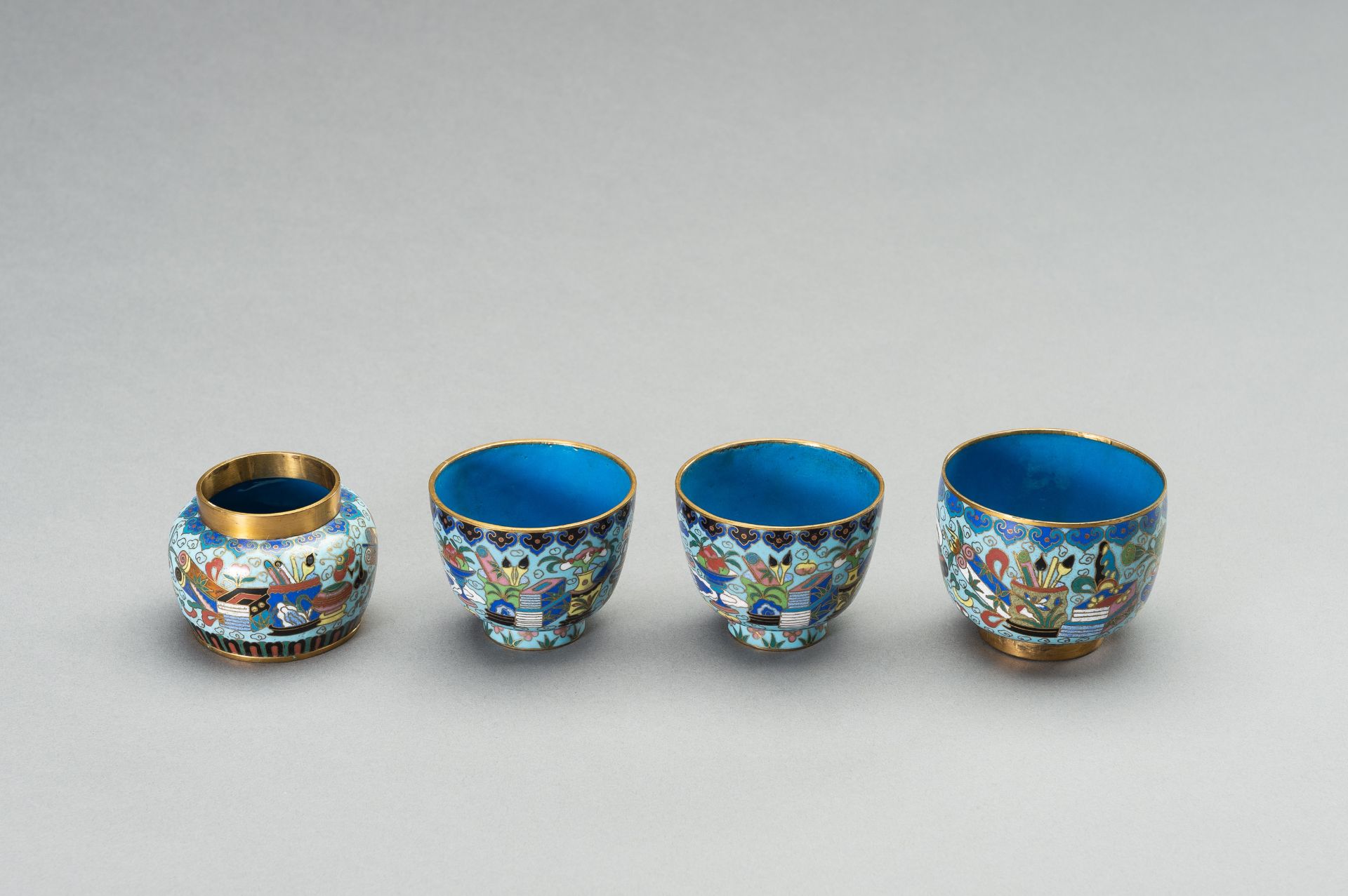 A GROUP OF SIX CLOISONNE VESSELS, 19th CENTURY - Image 10 of 14