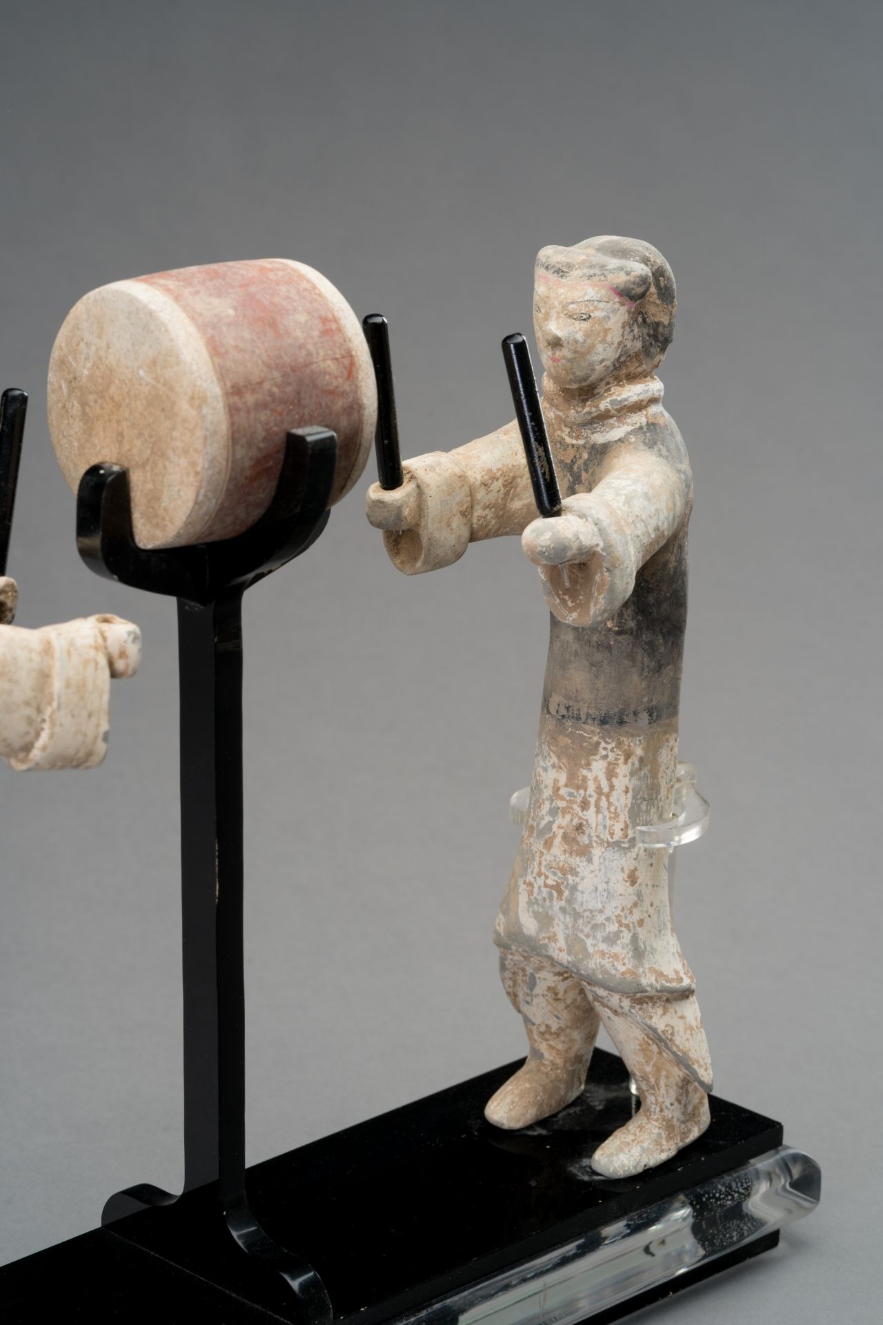 A GROUP OF DRUMMERS, HAN DYNASTY - Image 5 of 6