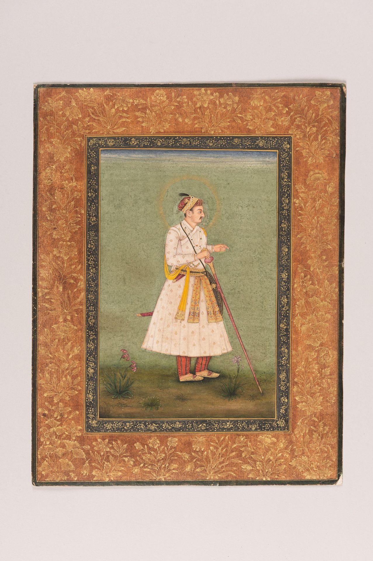 AN INDIAN MINIATURE PAINTING OF A MAHARAJA - Bild 2 aus 5