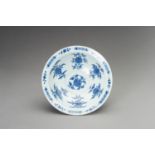 A BLUE AND WHITE PORCELAIN BOWL, 1900s