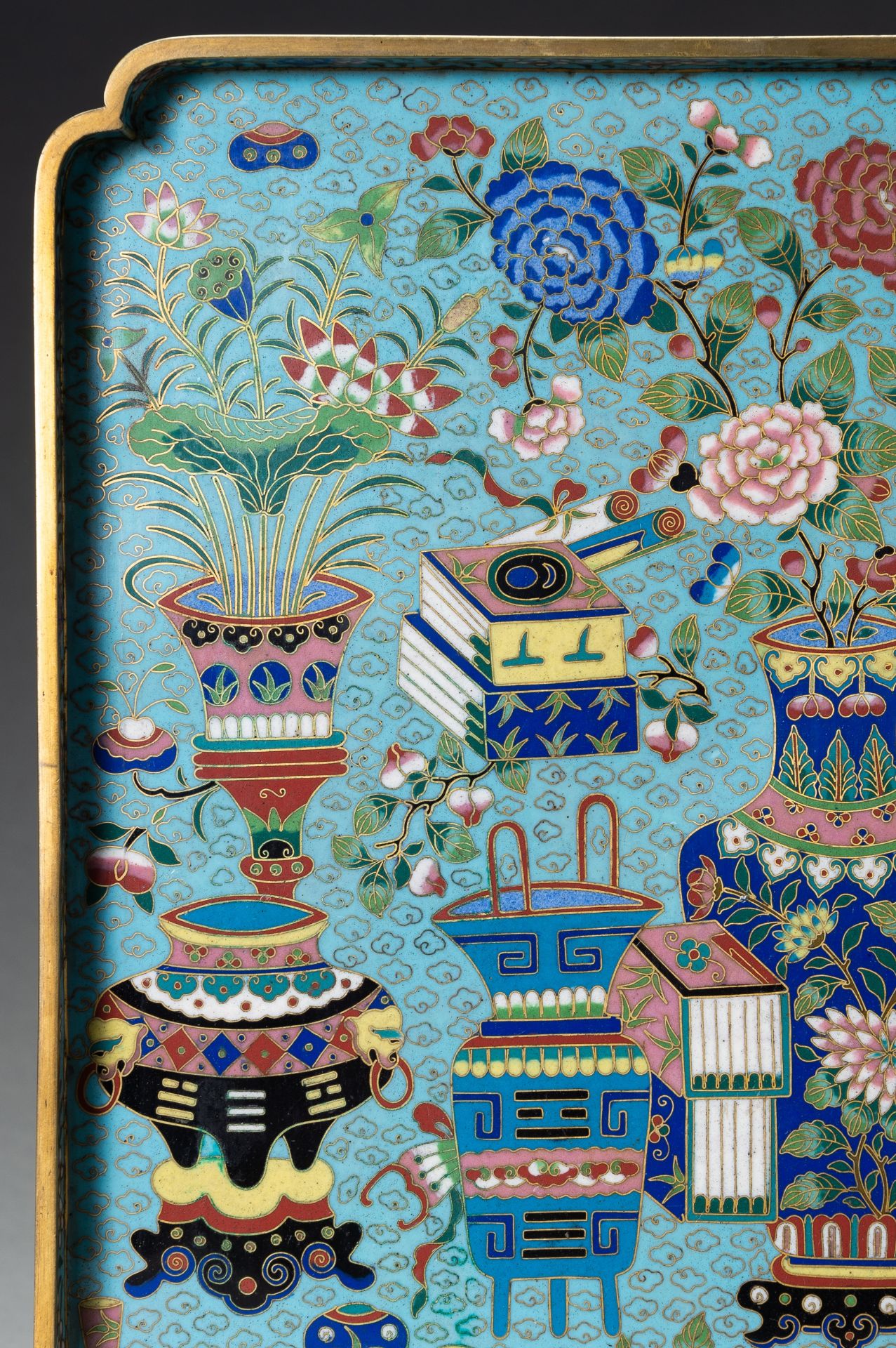 A FINE CLOISONNE ENAMEL TRAY, 19th CENTURY - Image 5 of 11