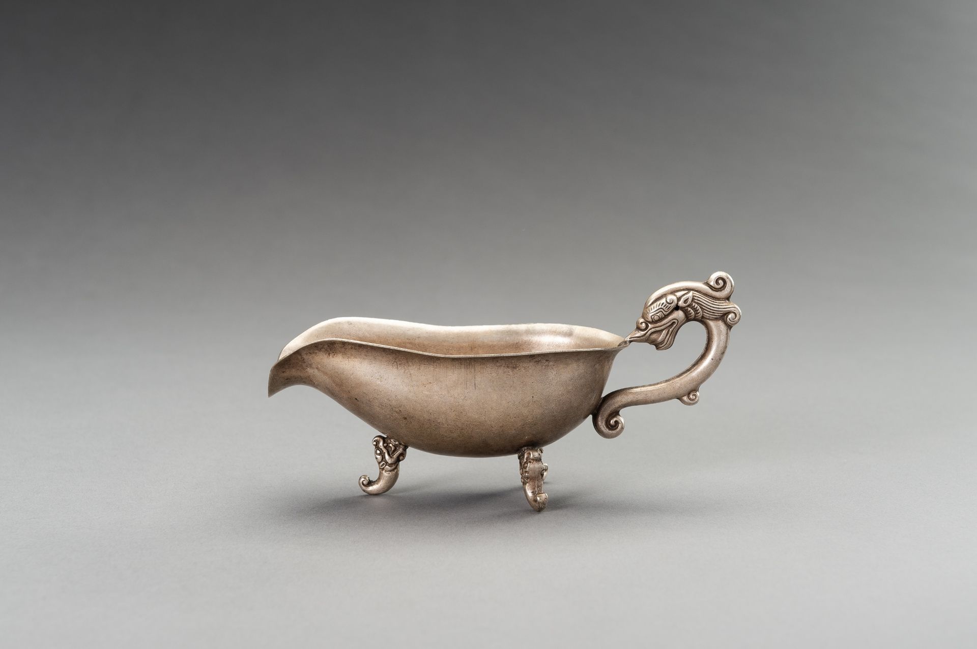 A METAL 'DRAGON' LIBATION CUP, 1930s - Image 3 of 11